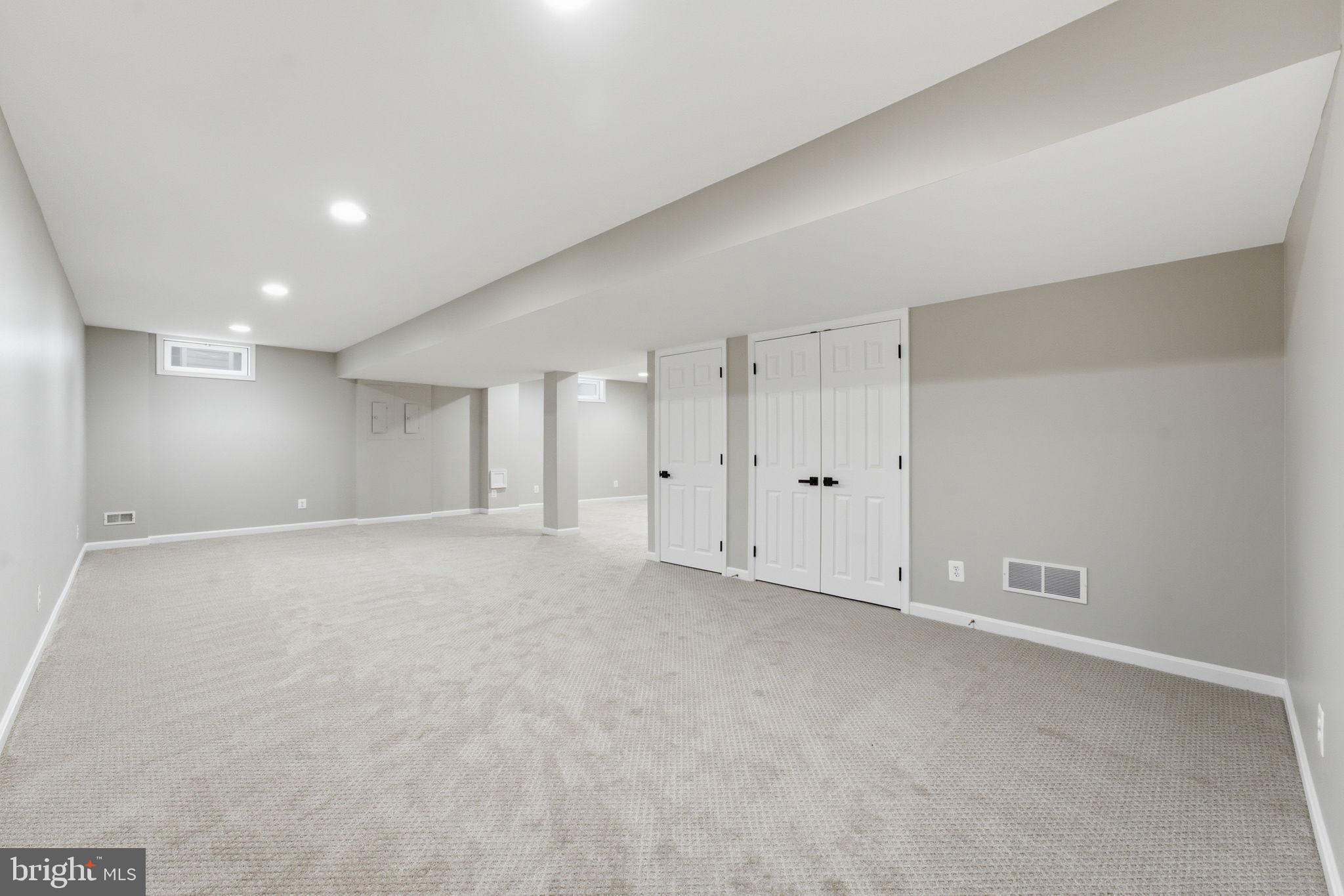 RIDINGS AT BLUE SPRINGS - Residential