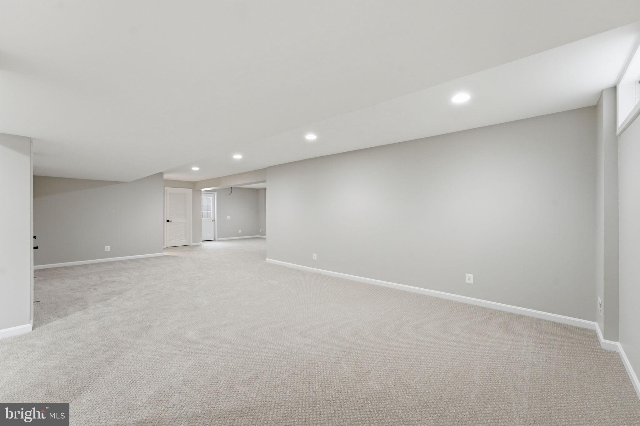 RIDINGS AT BLUE SPRINGS - Residential