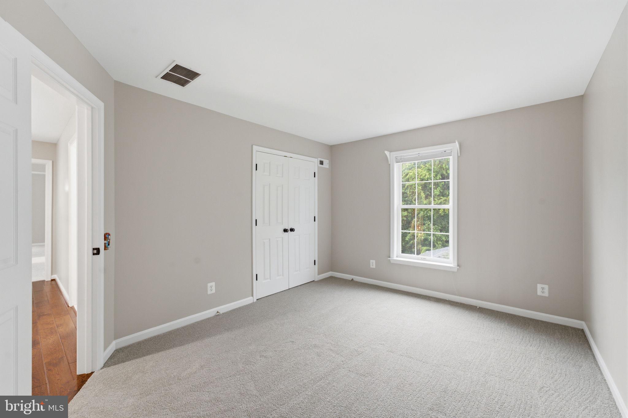 RIDINGS AT BLUE SPRINGS - Residential