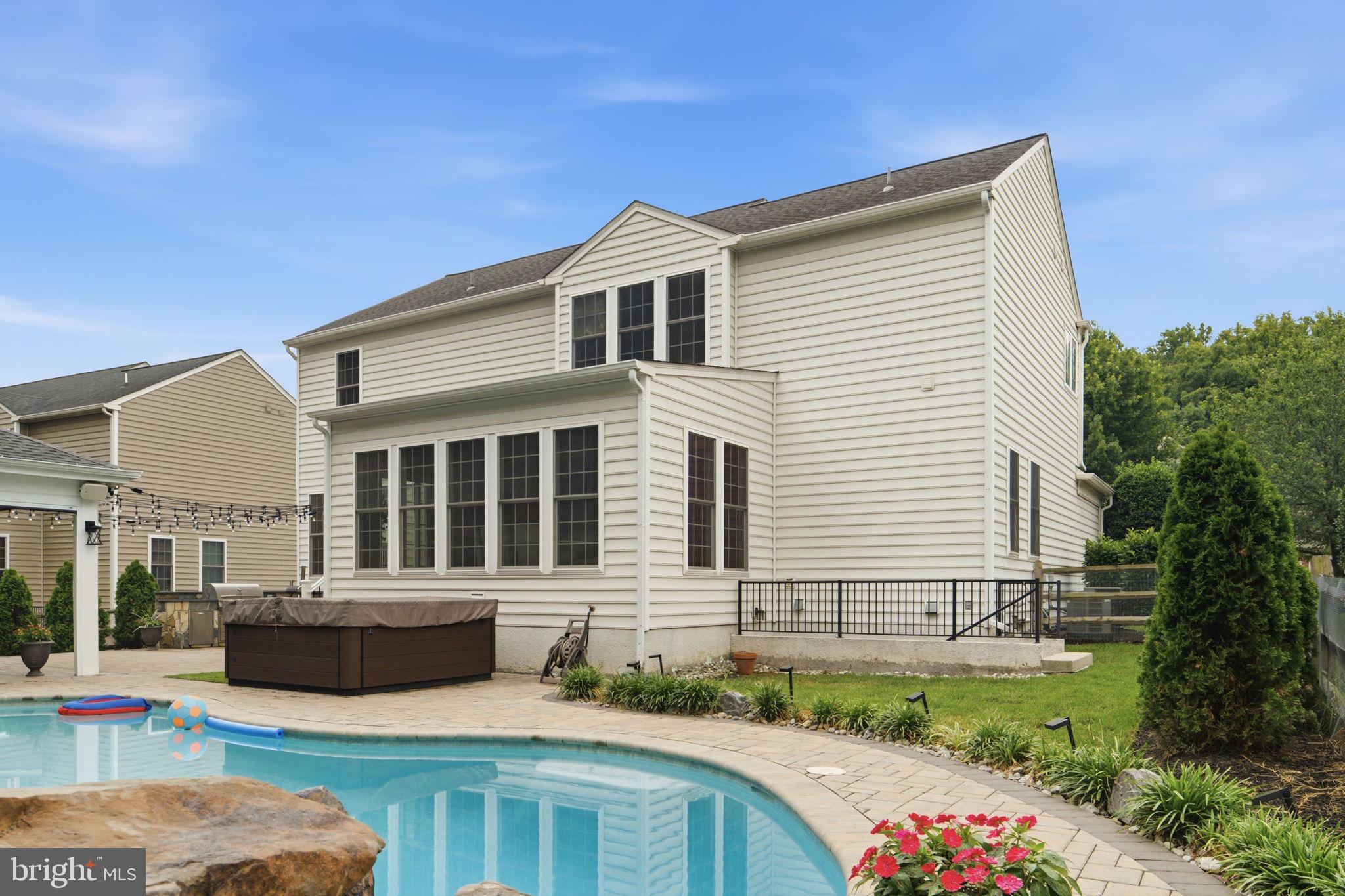RIDINGS AT BLUE SPRINGS - Residential