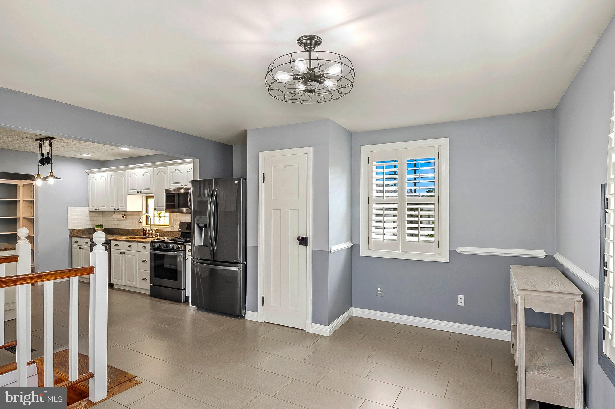 ARUNDEL HILLS - Residential