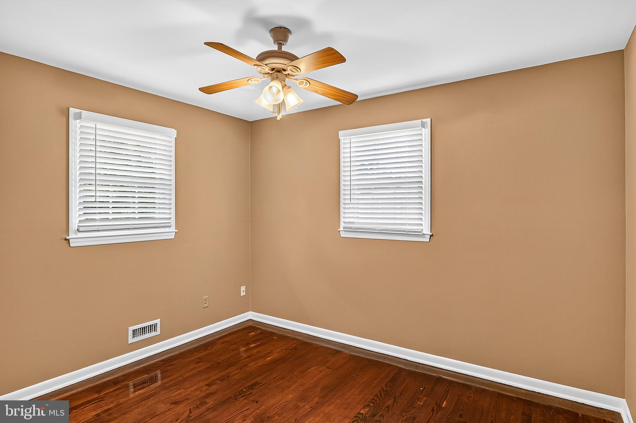 ARUNDEL HILLS - Residential