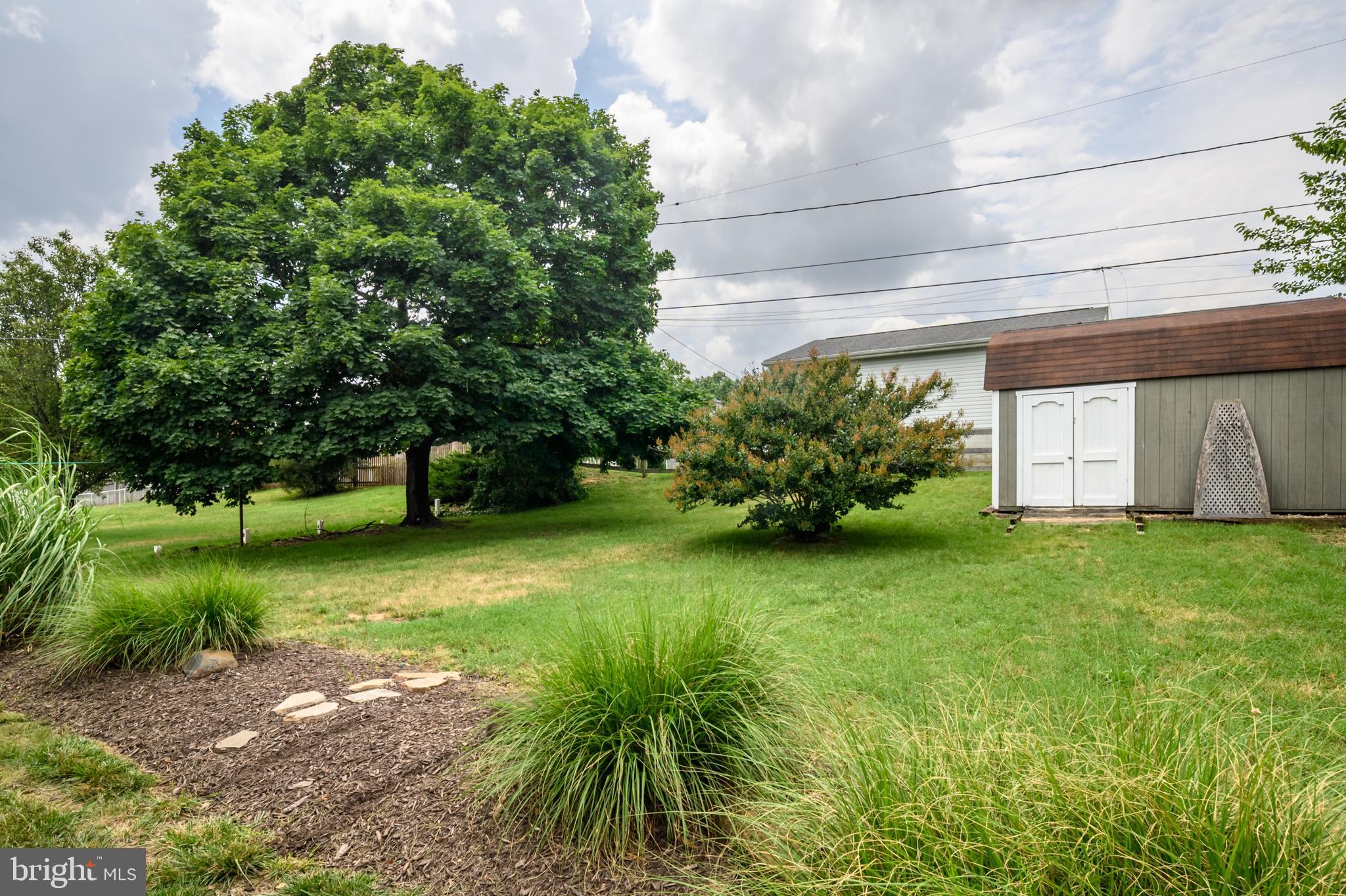 ARUNDEL HILLS - Residential