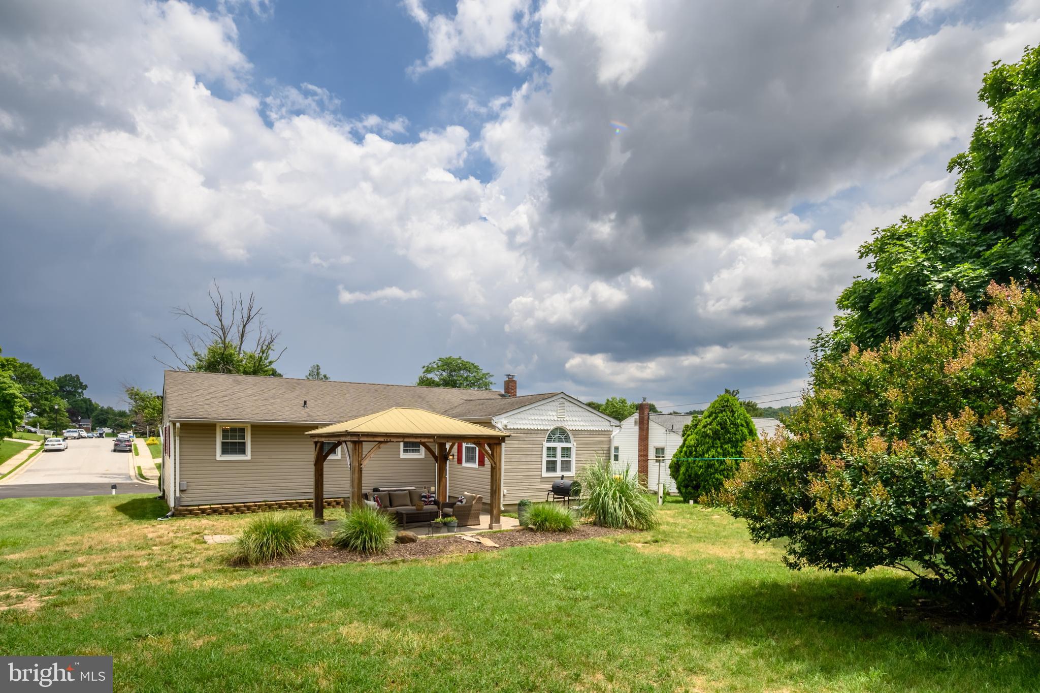 ARUNDEL HILLS - Residential