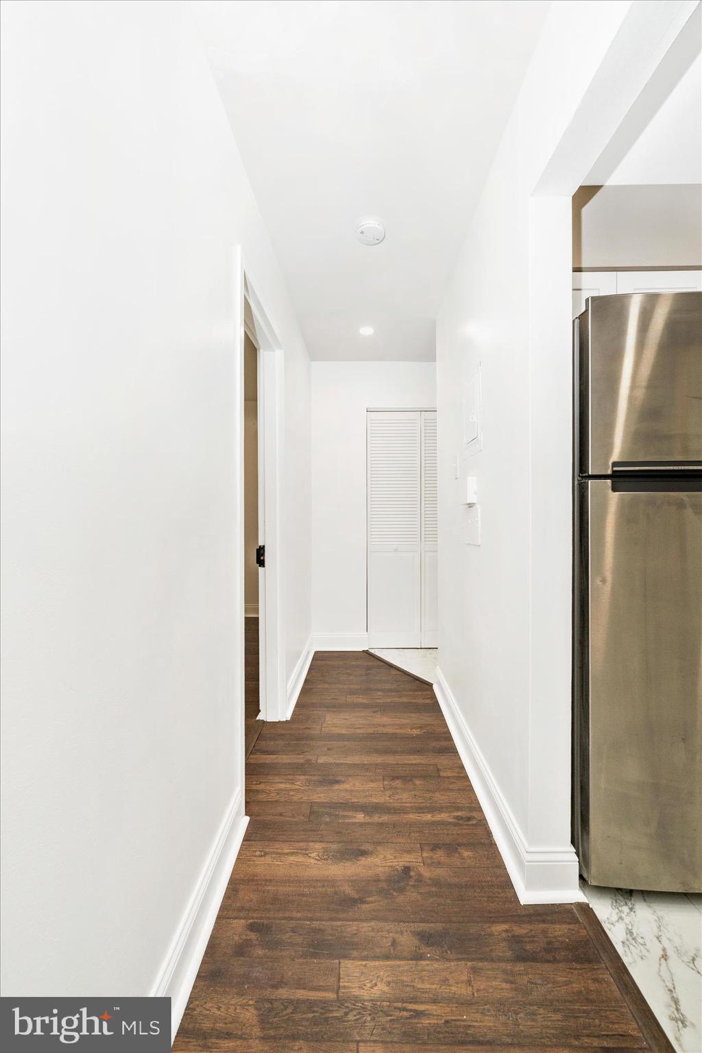 TREETOP CONDO - Residential