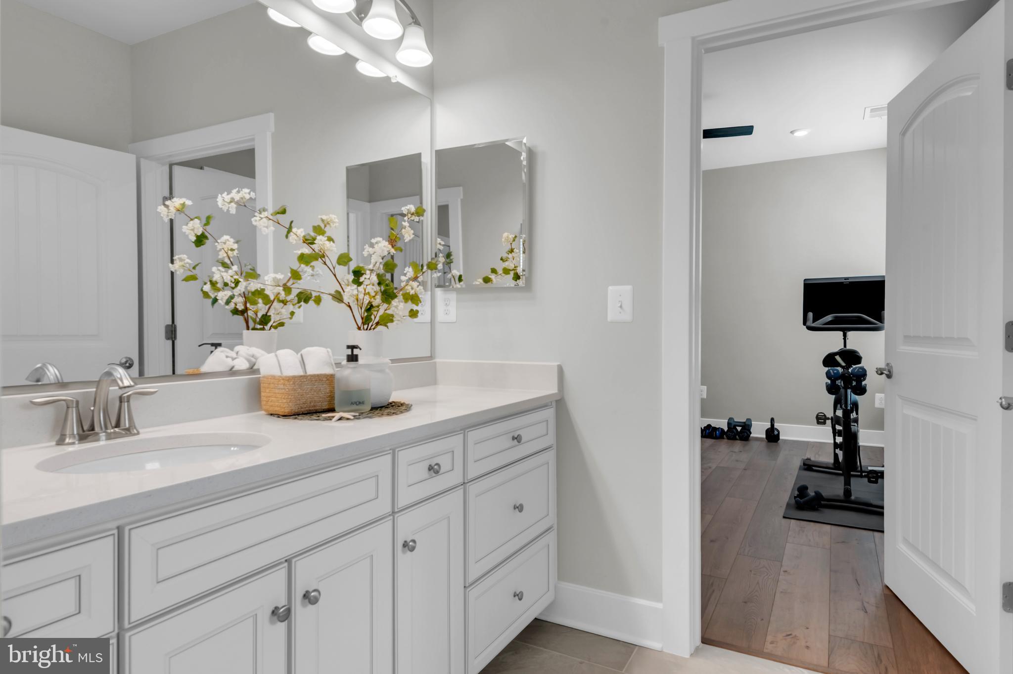 FOUR SEASONS AT KENT ISLAND - Residential