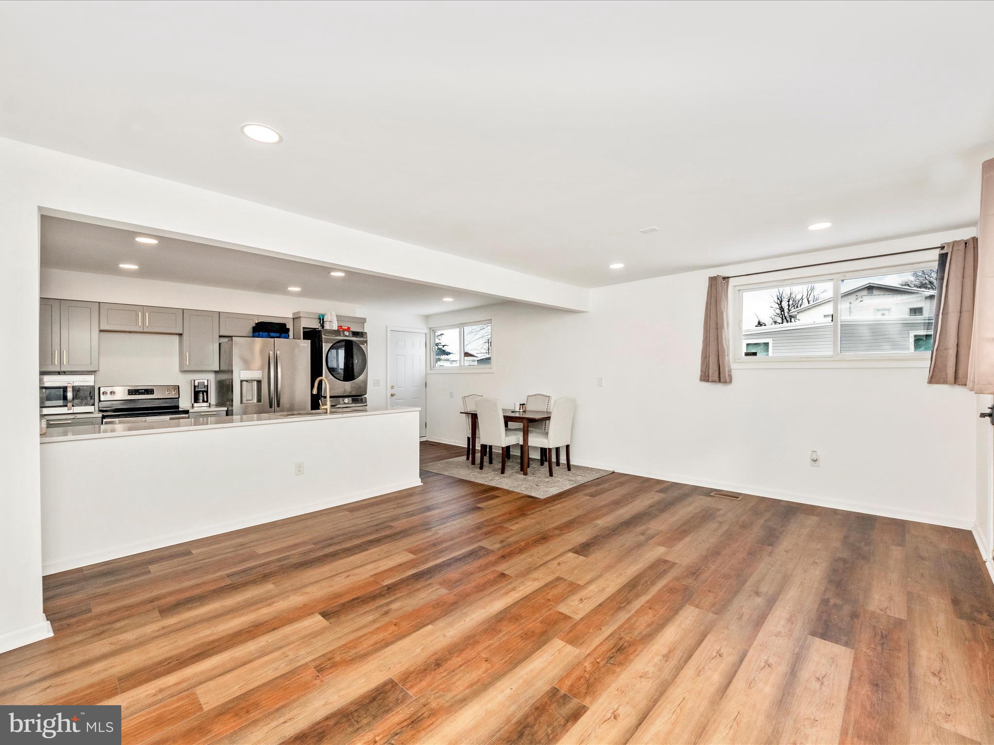 KINGS HEIGHTS - Residential