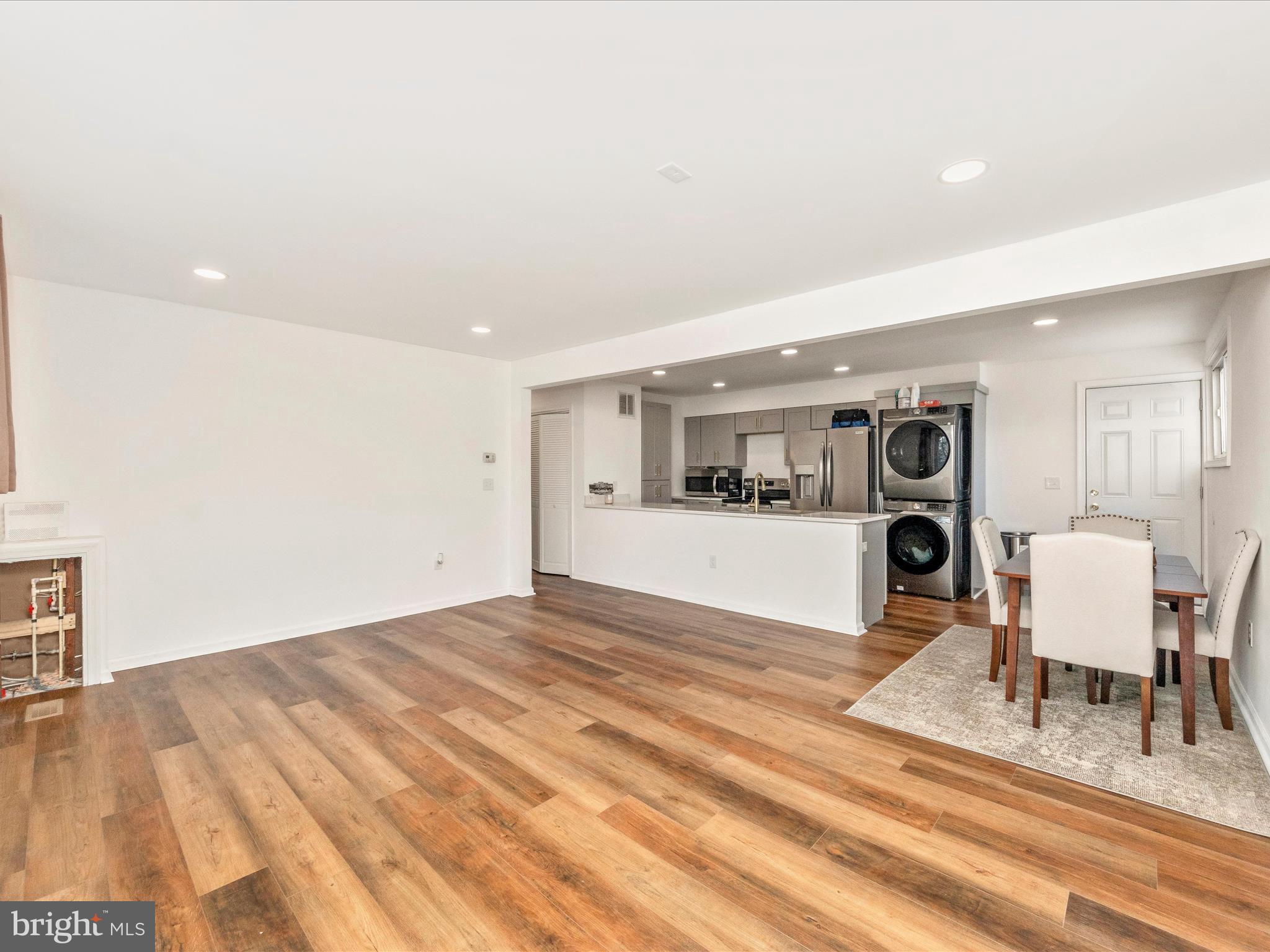 KINGS HEIGHTS - Residential