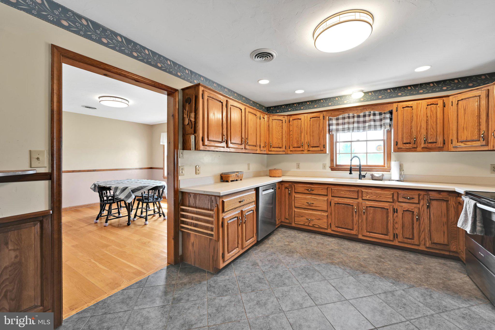STRABAN TOWNSHIP - Residential