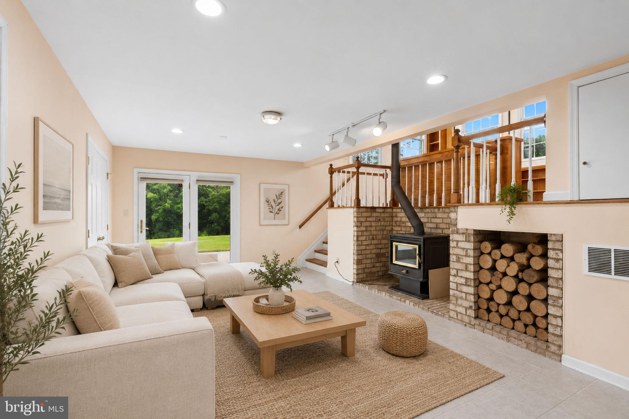 FARSIDE - Residential