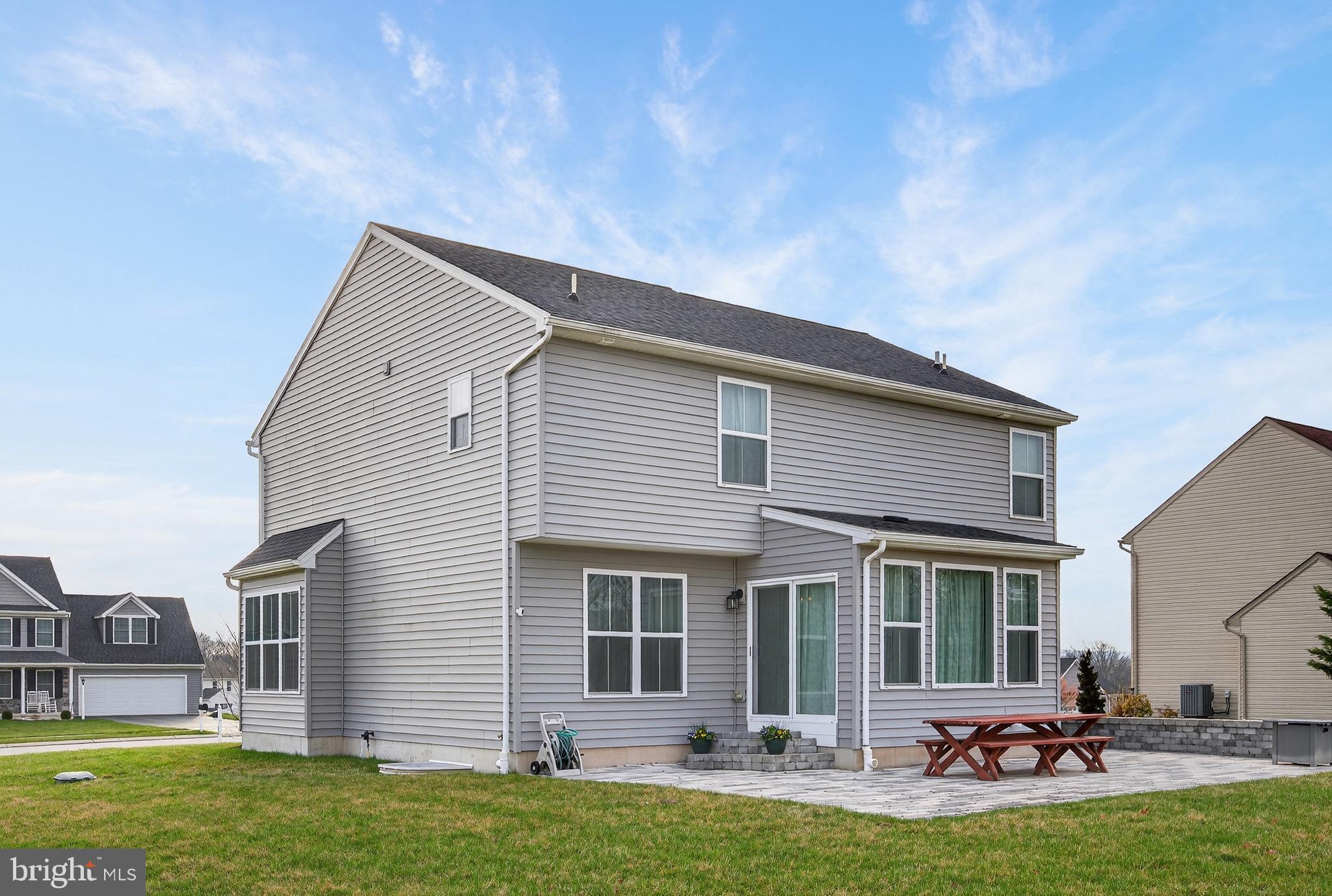 HAMPTON HEIGHTS - Residential