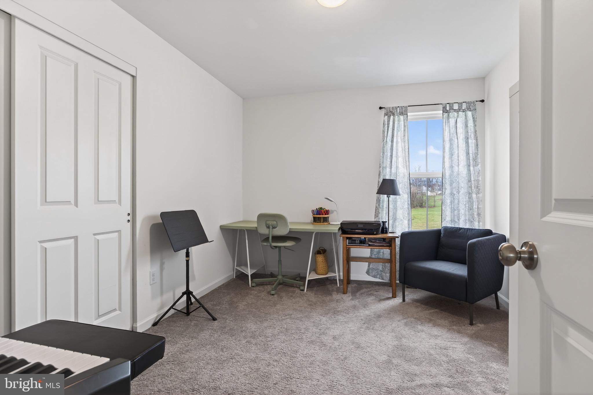HAMPTON HEIGHTS - Residential