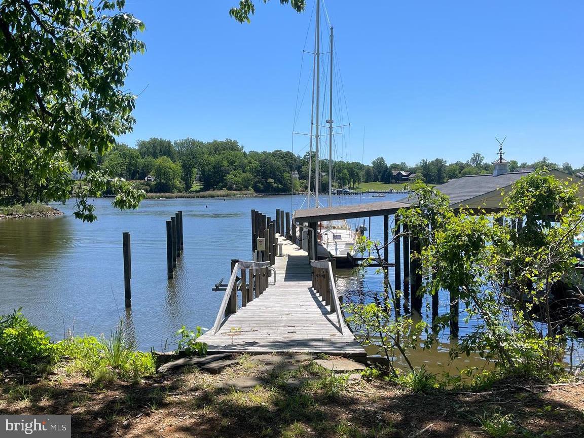 CRAB CREEK - Residential
