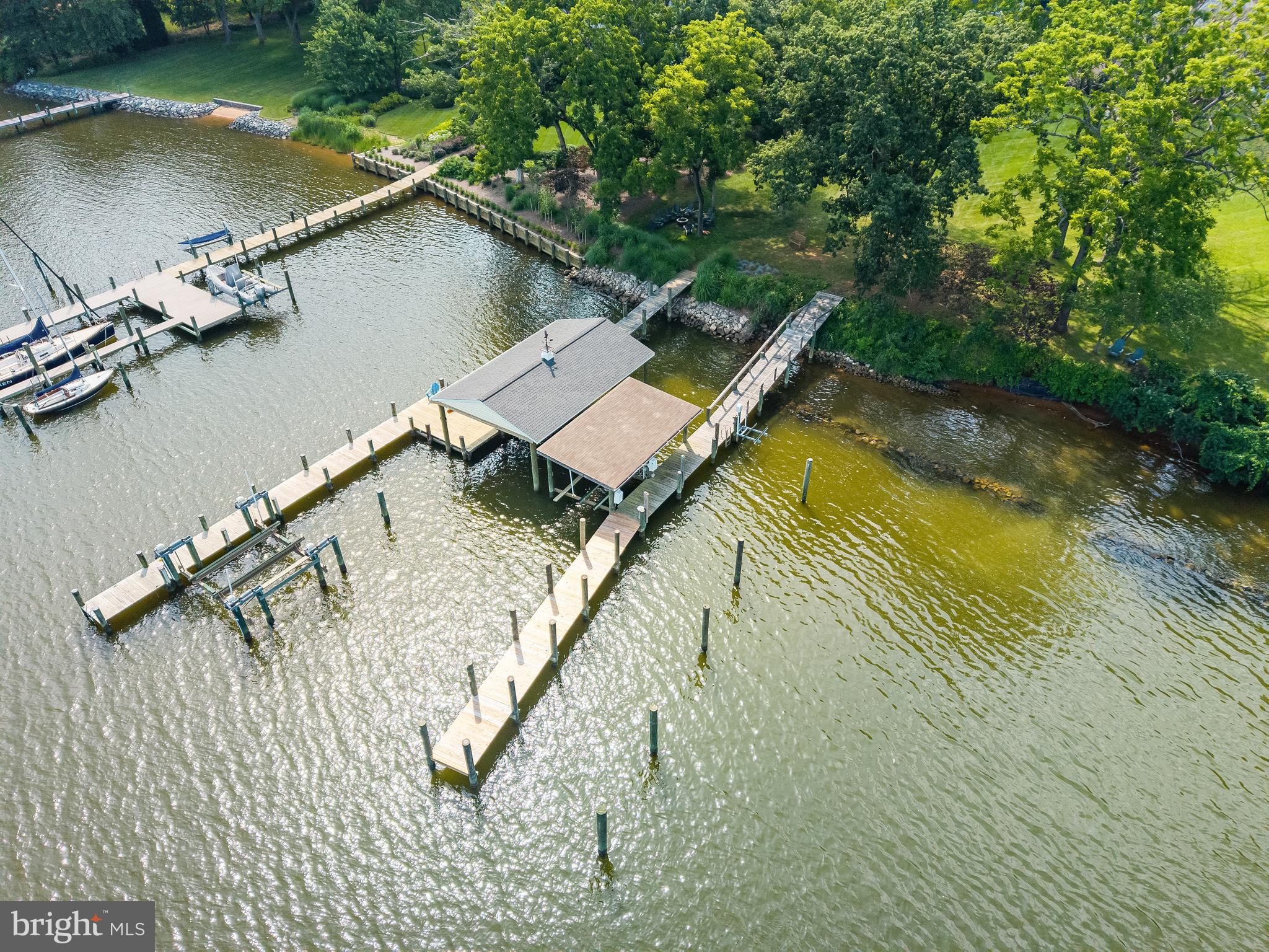 CRAB CREEK - Residential