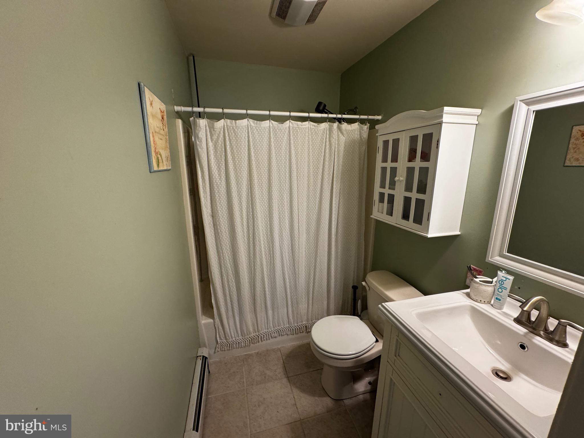 WINDSOR CROSSING - Residential