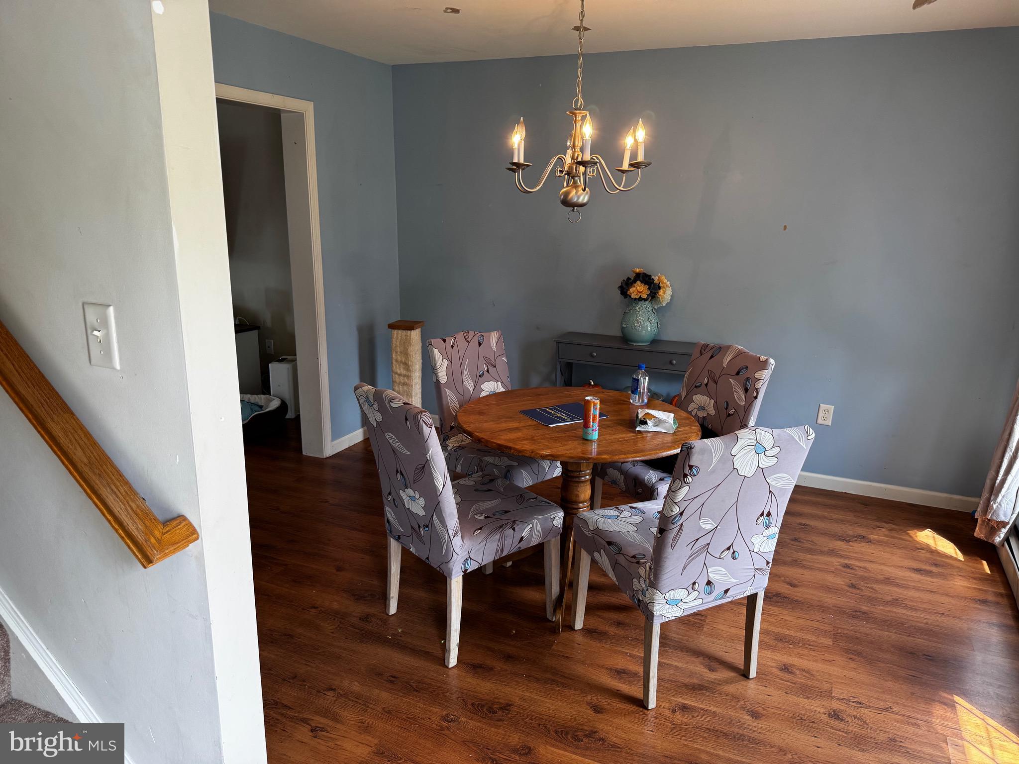 WINDSOR CROSSING - Residential