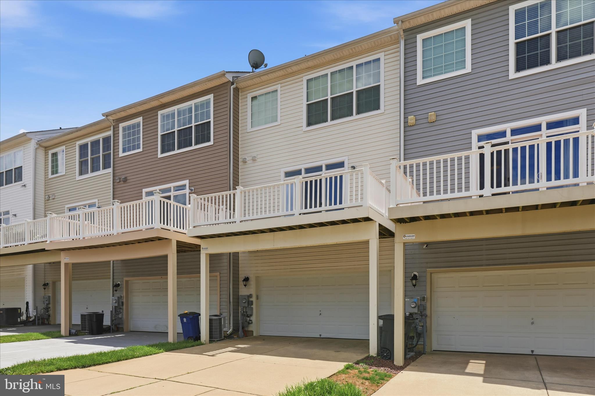 GREENWAY VILLAGE - Residential