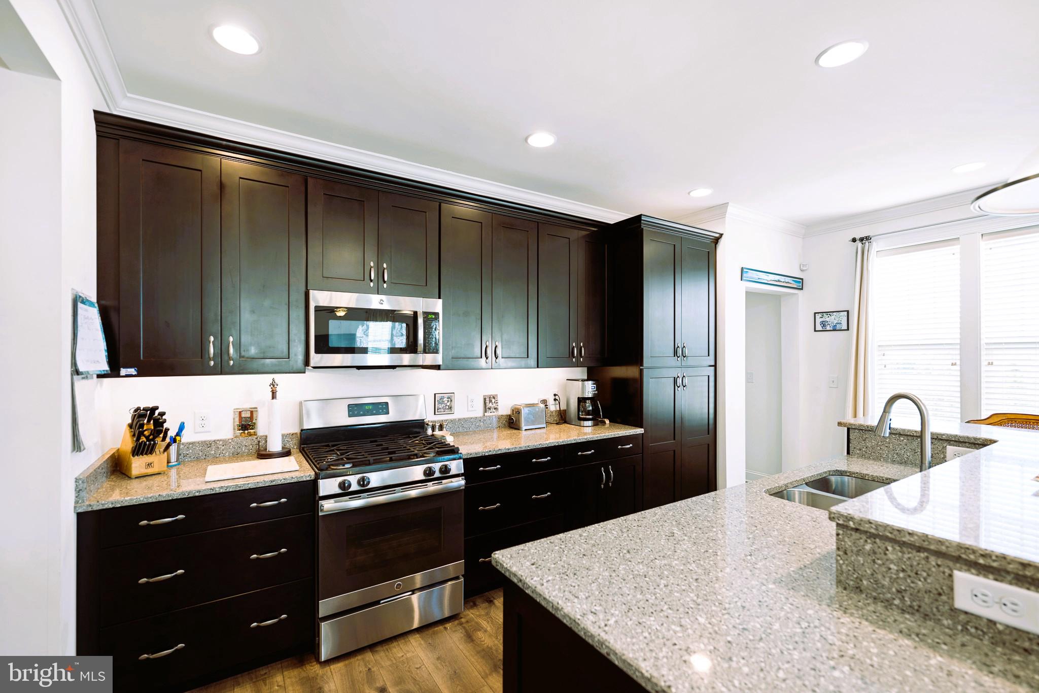 NOBLES POND - Residential