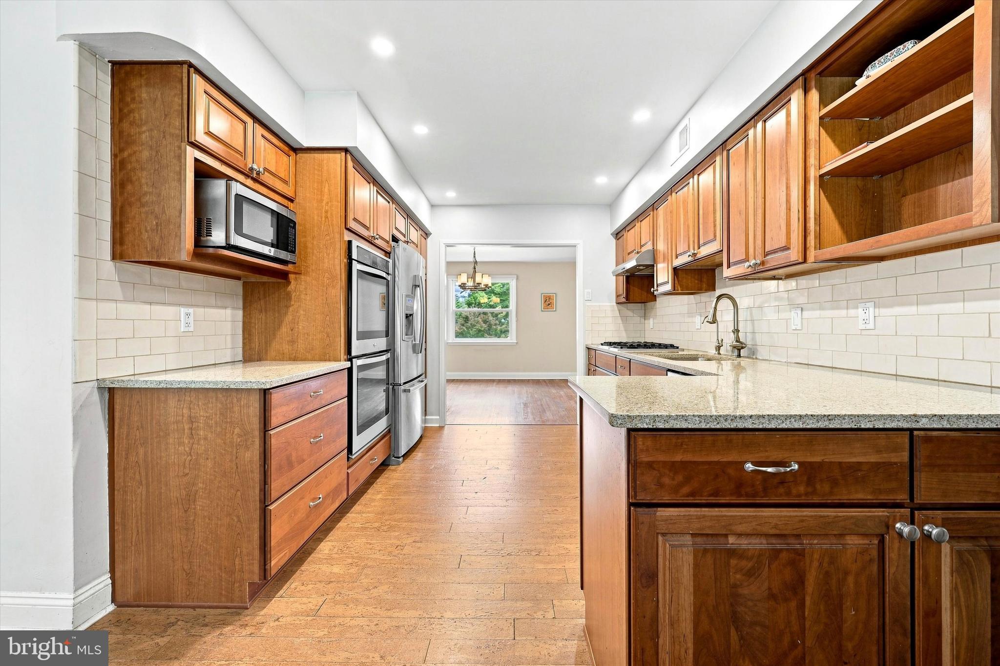 ANDORRA WOODS - Residential