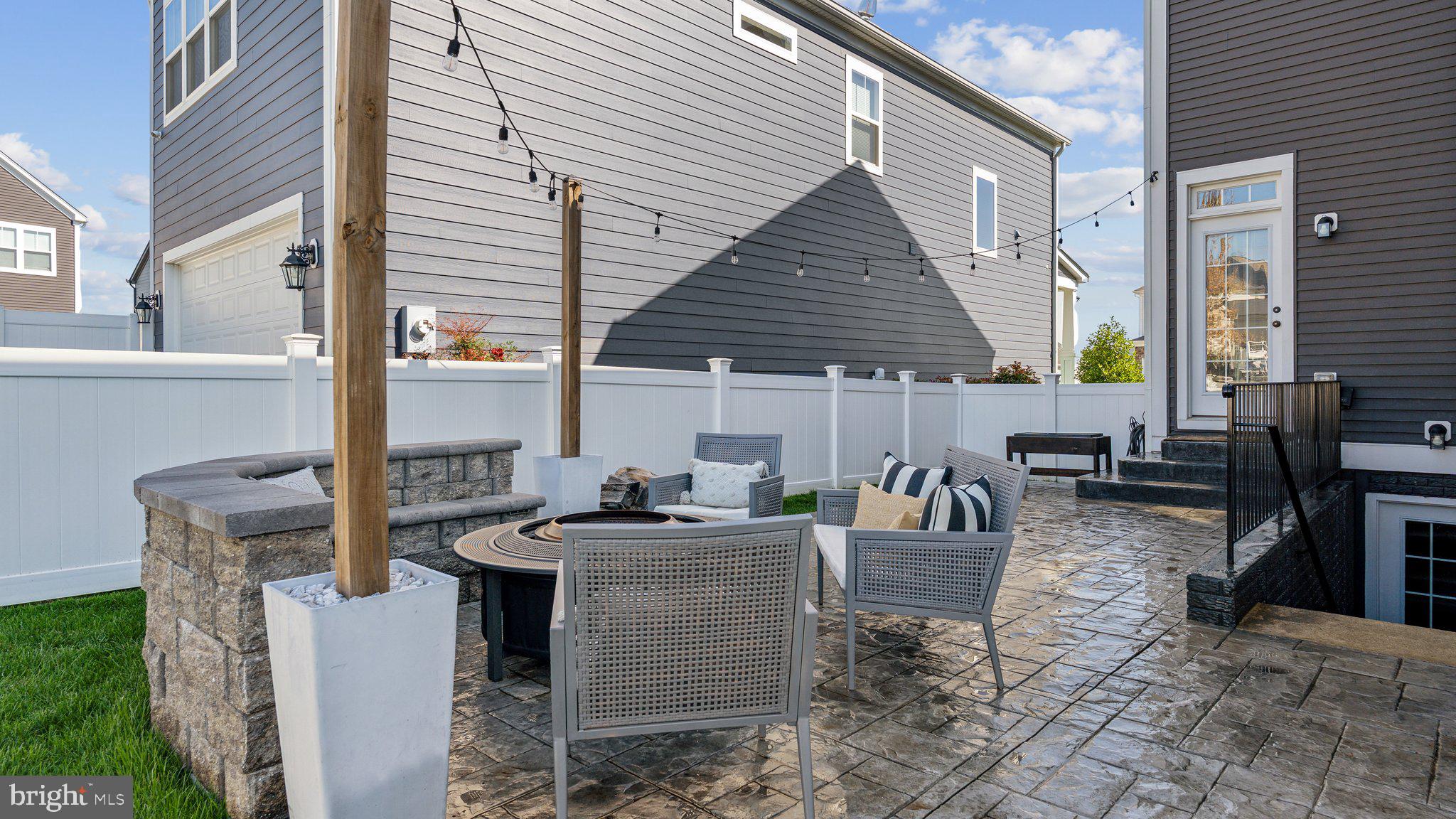 EMBREY MILL - Residential