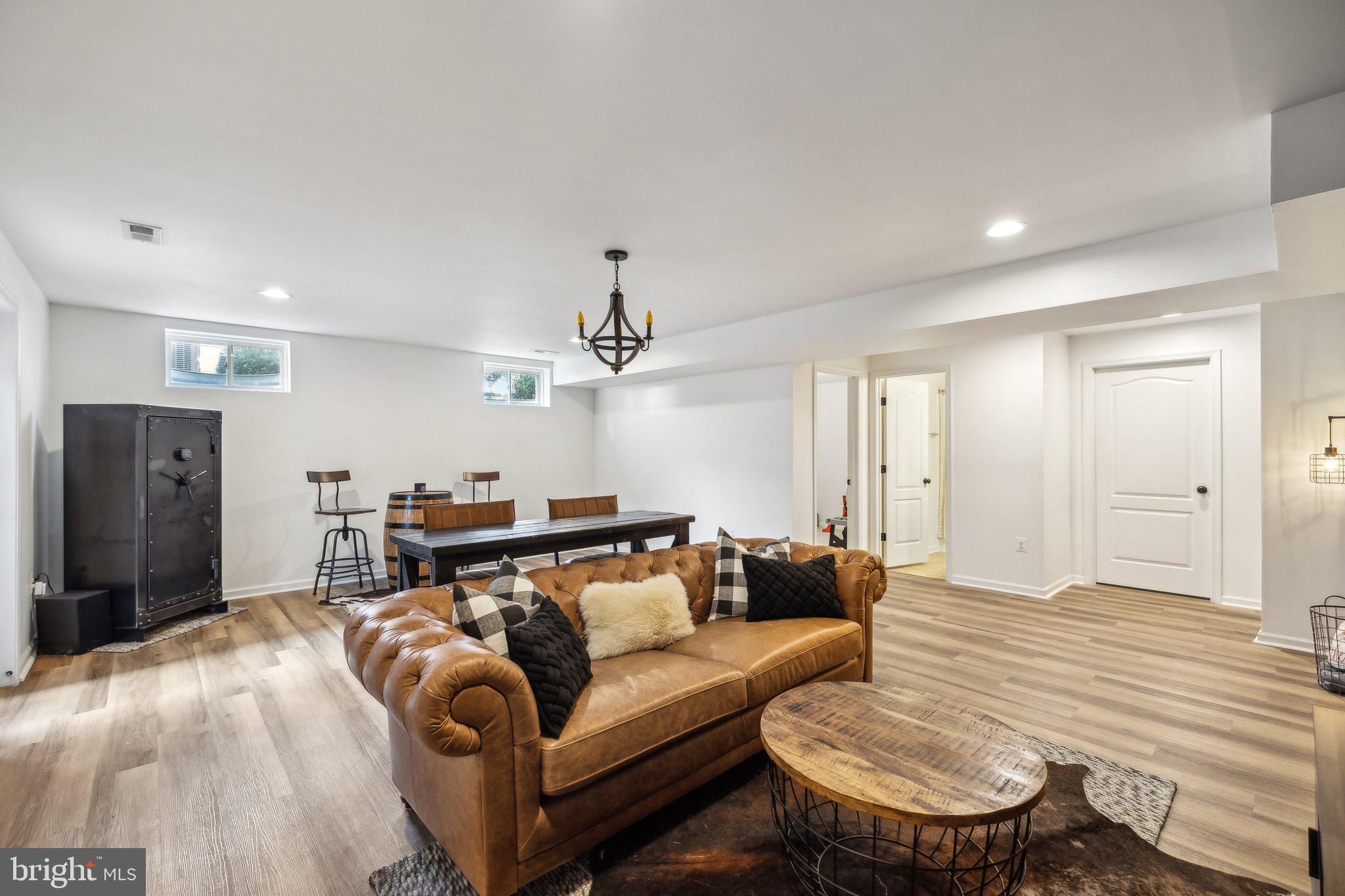 EMBREY MILL - Residential