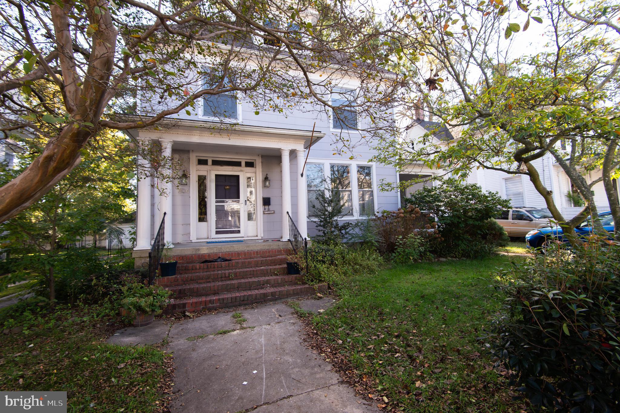 WEST END - Residential