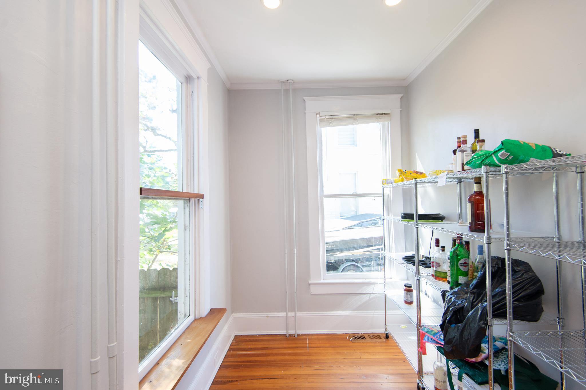 WEST END - Residential