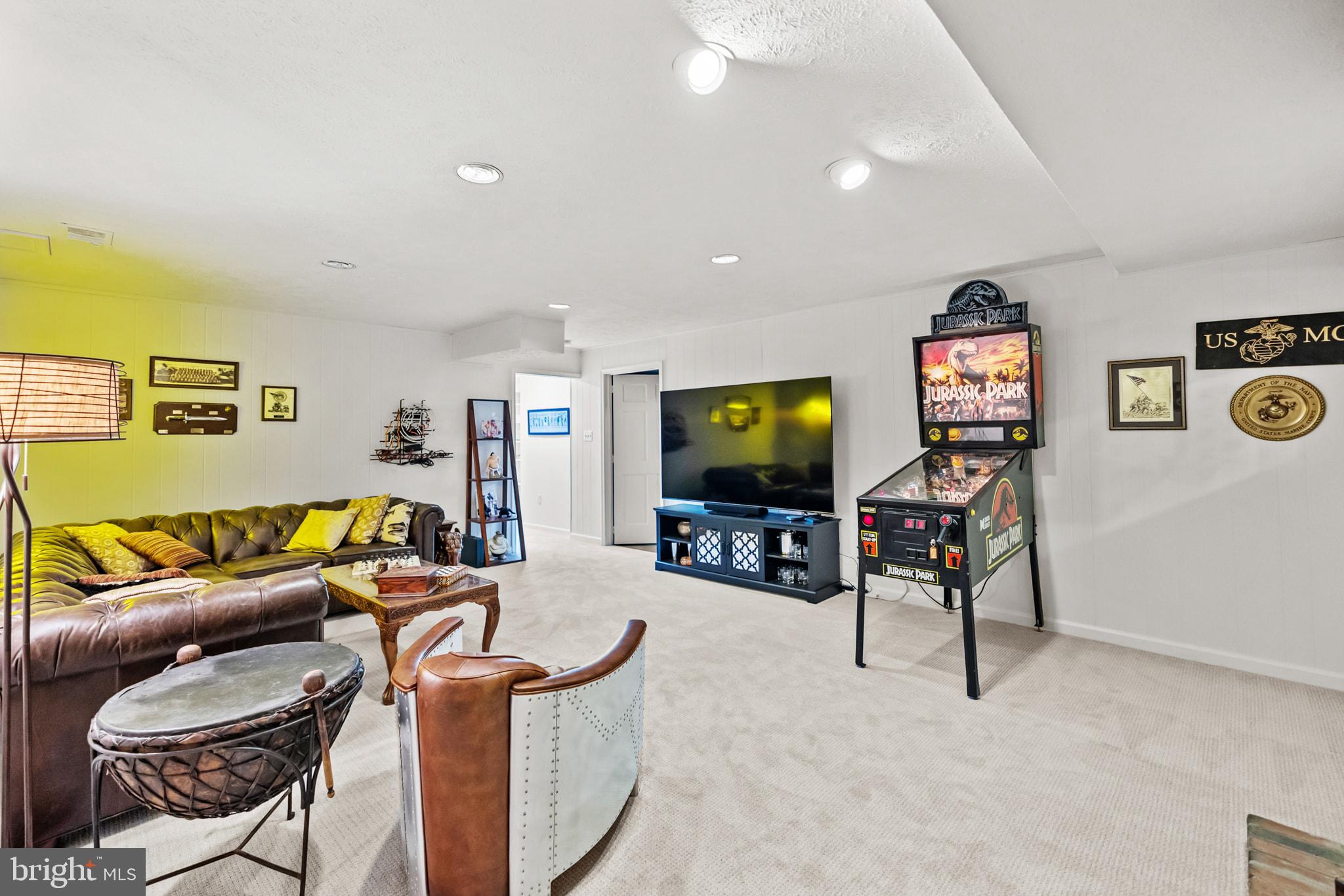 RESTON - Residential