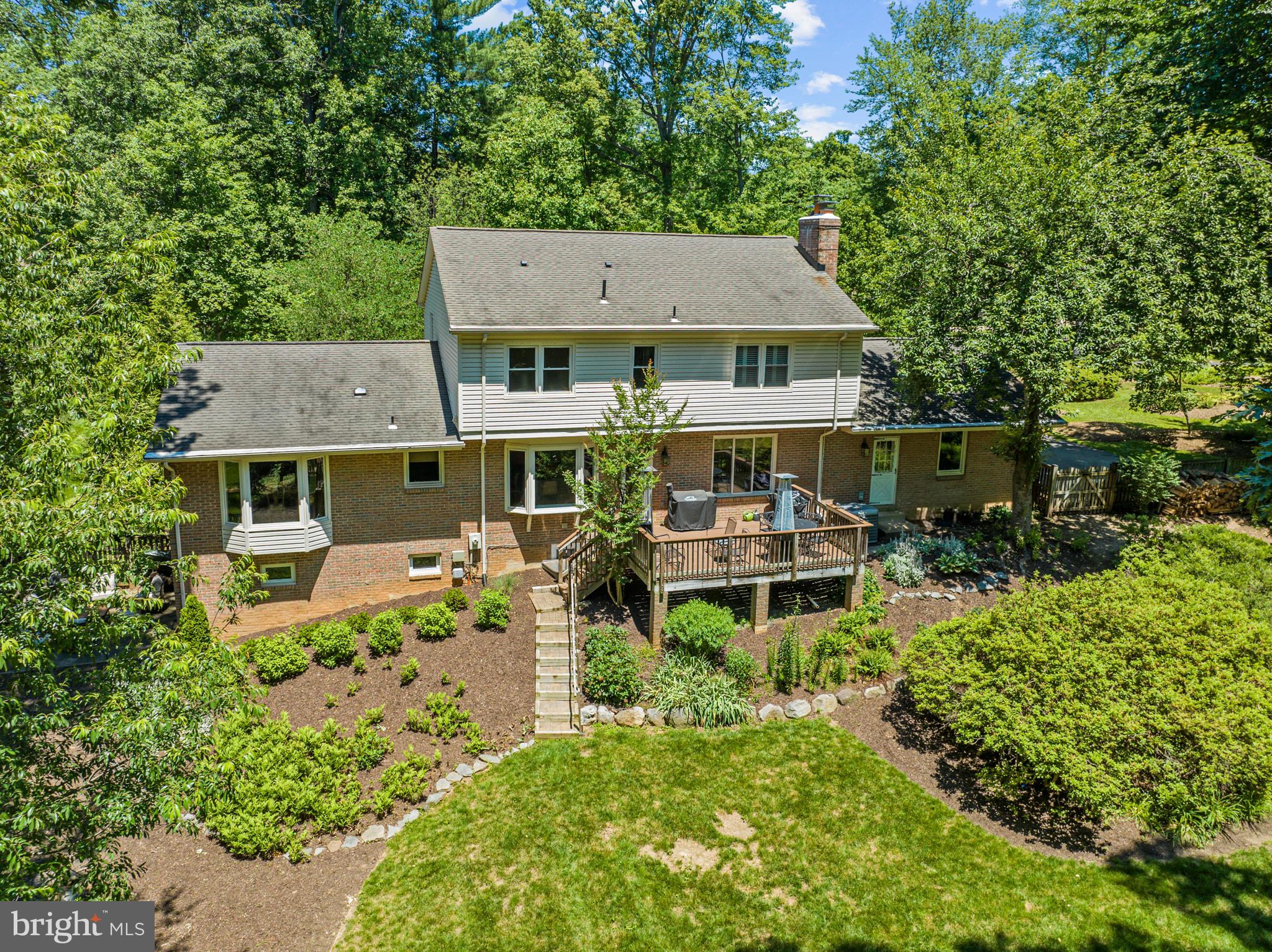 RESTON - Residential