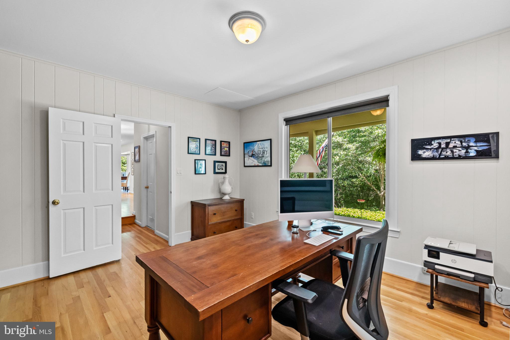 RESTON - Residential