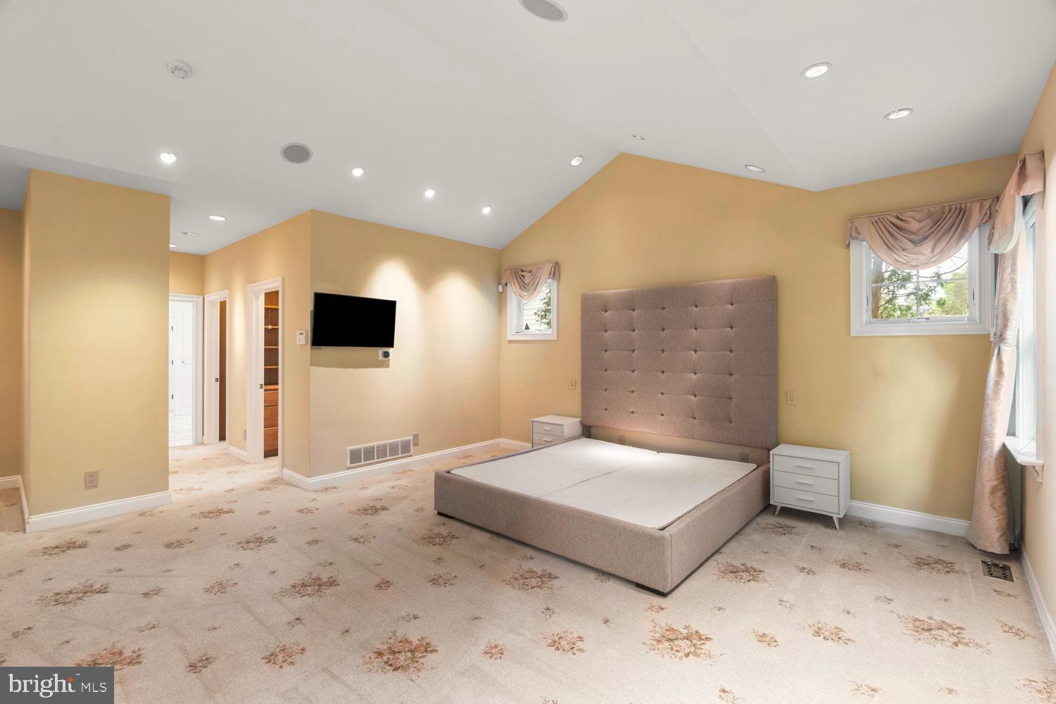 WOODLAND ESTS - Residential