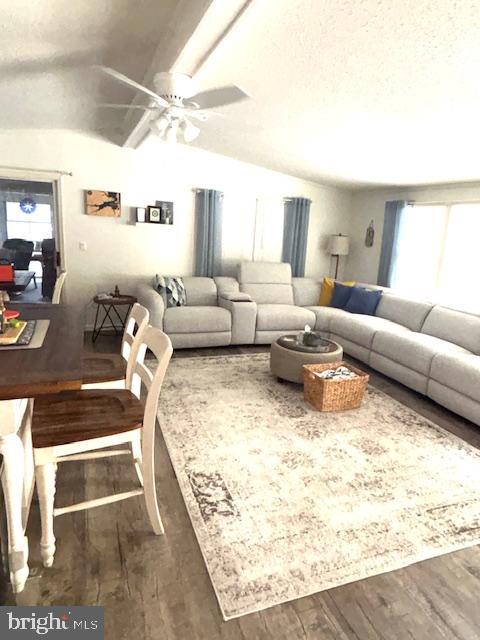 WEST BAY PARK - Residential