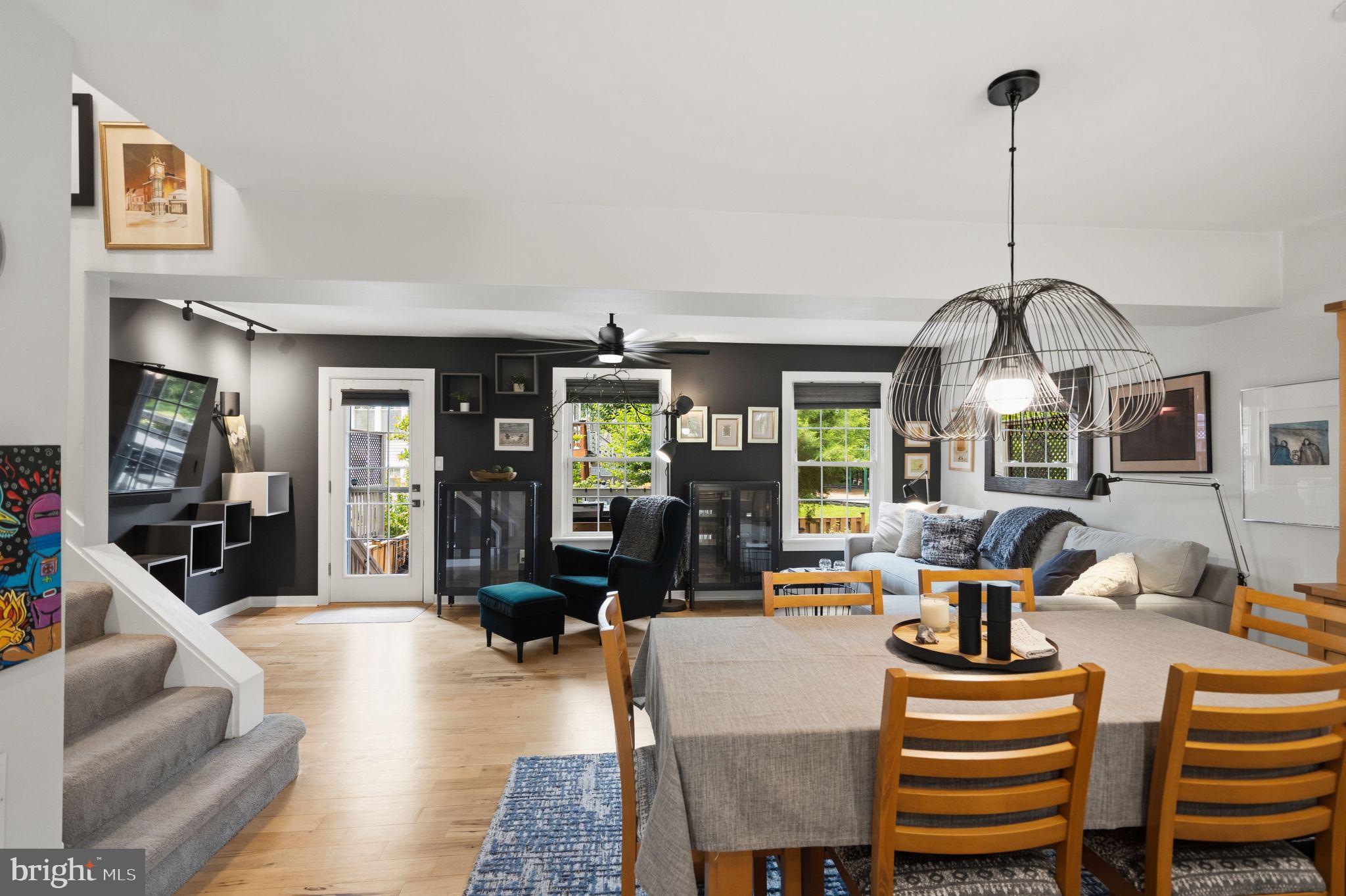 WELLINGTON/CLOVERHILL - Residential
