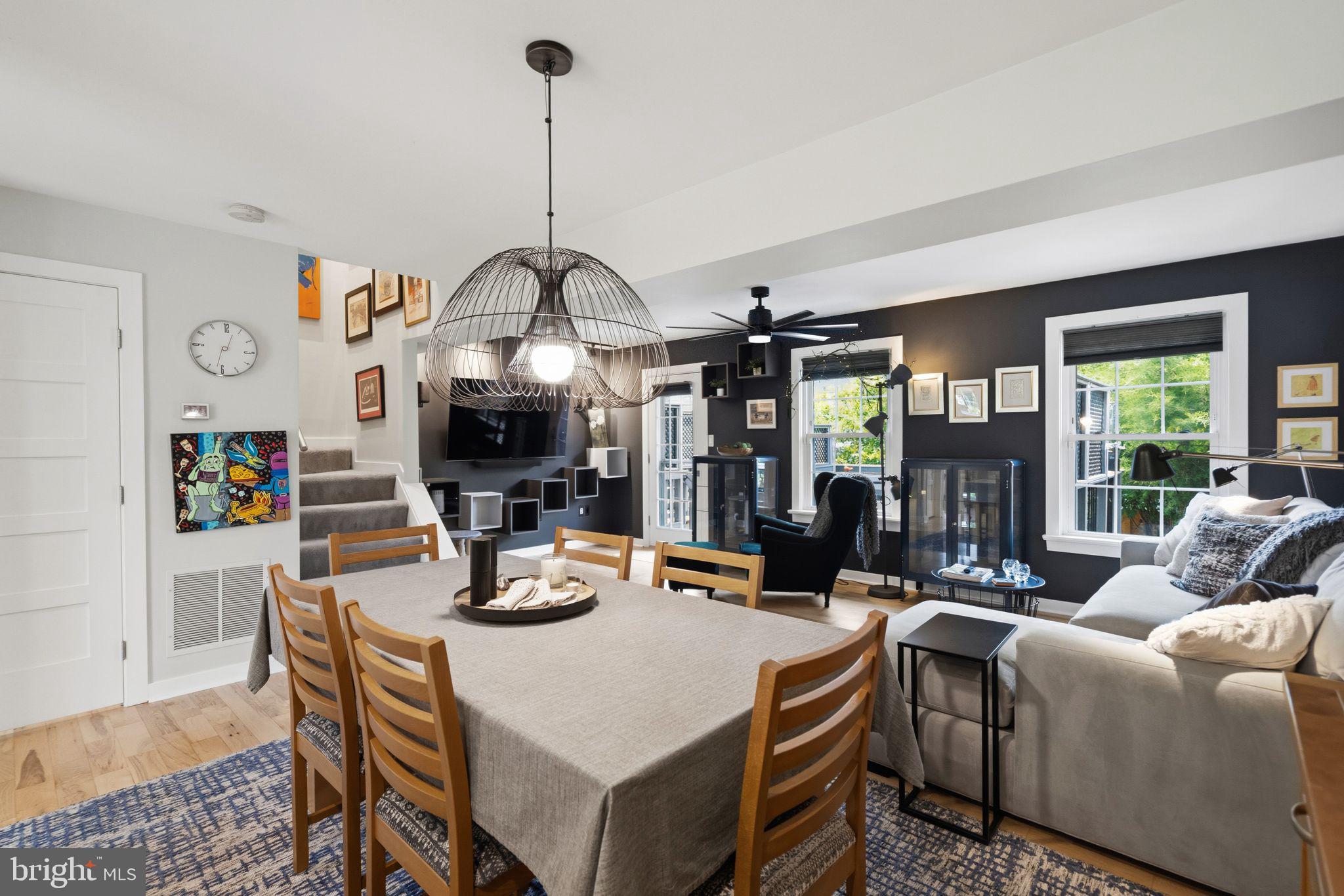 WELLINGTON/CLOVERHILL - Residential