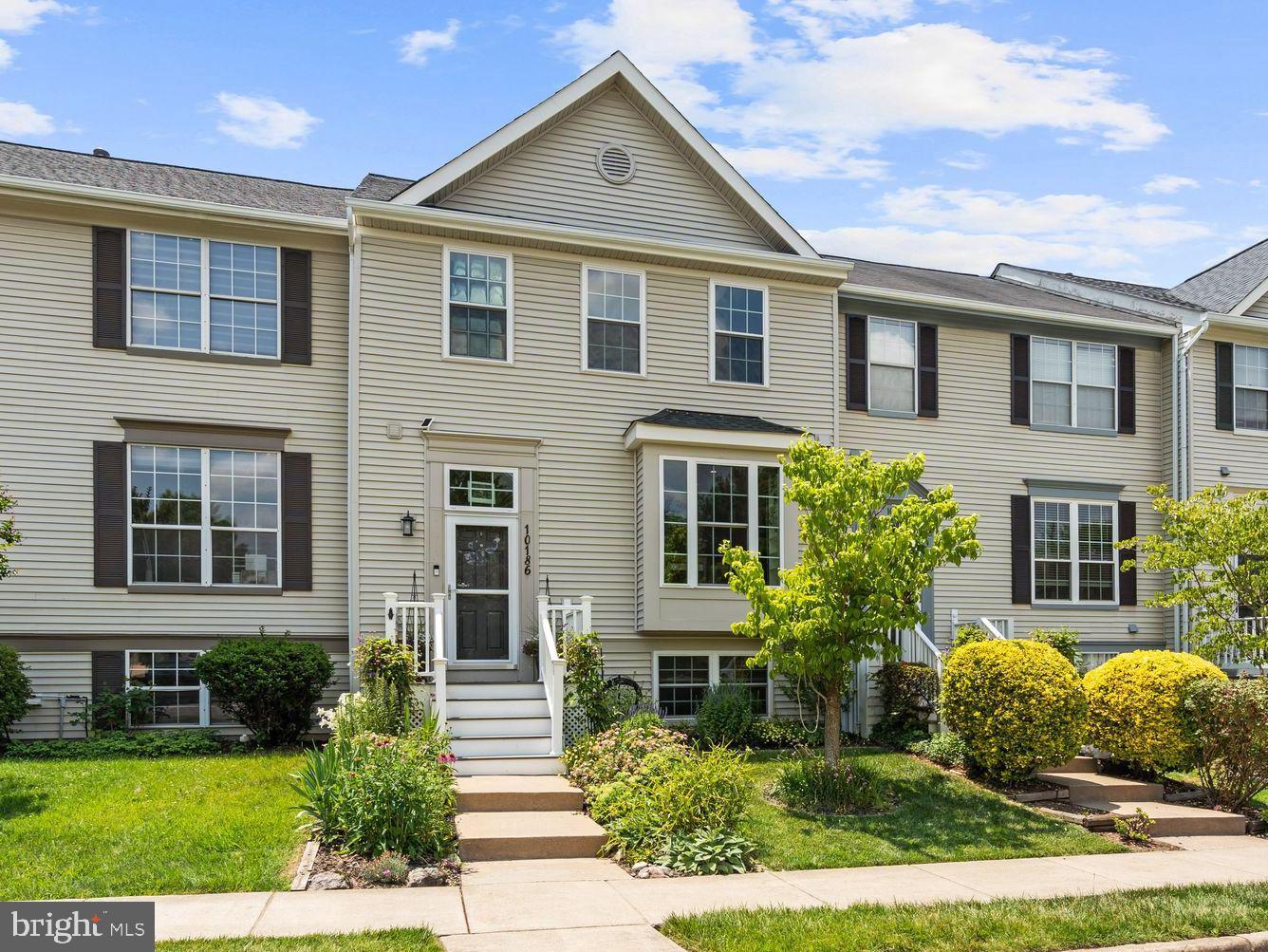WELLINGTON/CLOVERHILL - Residential