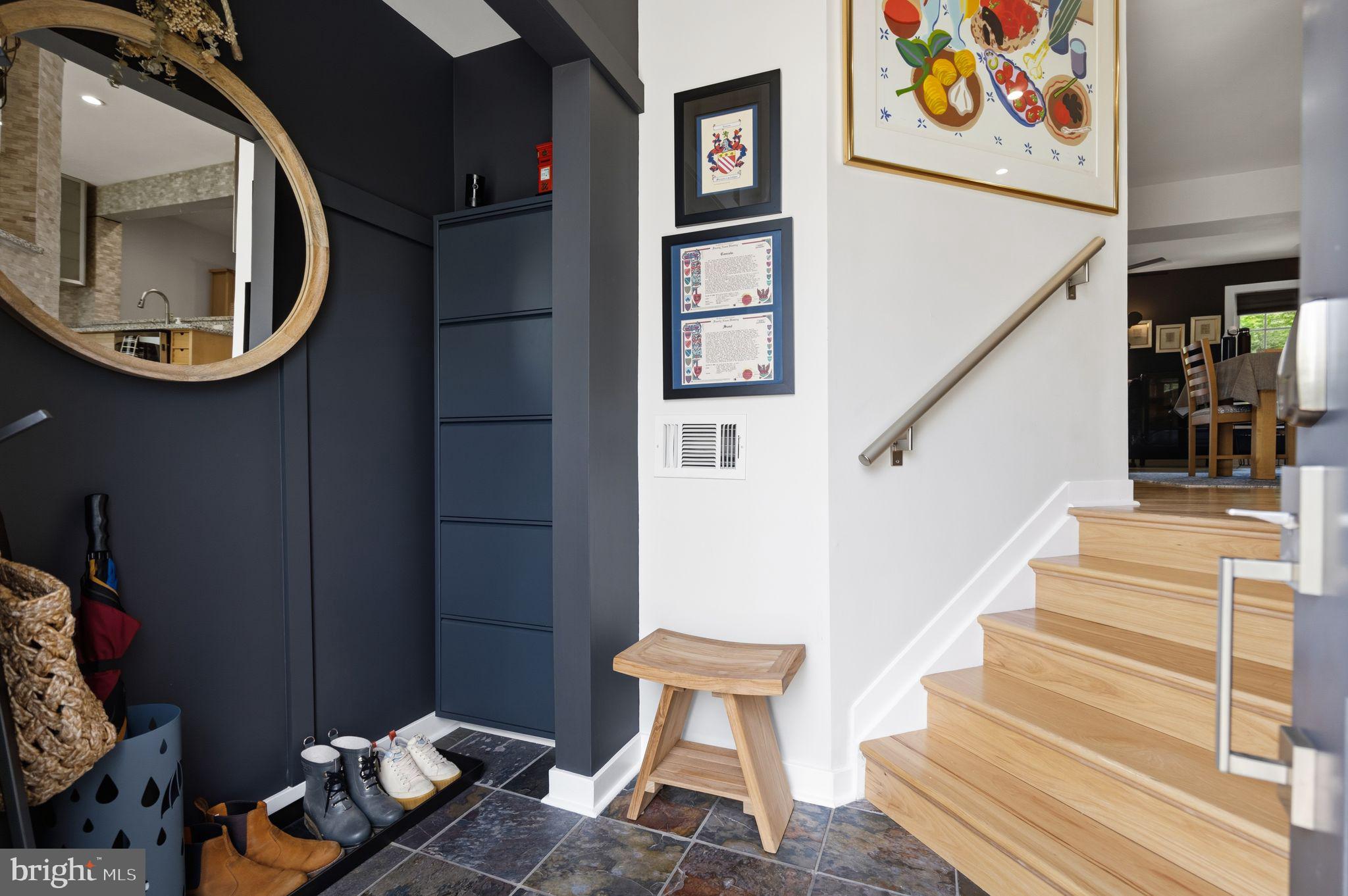 WELLINGTON/CLOVERHILL - Residential