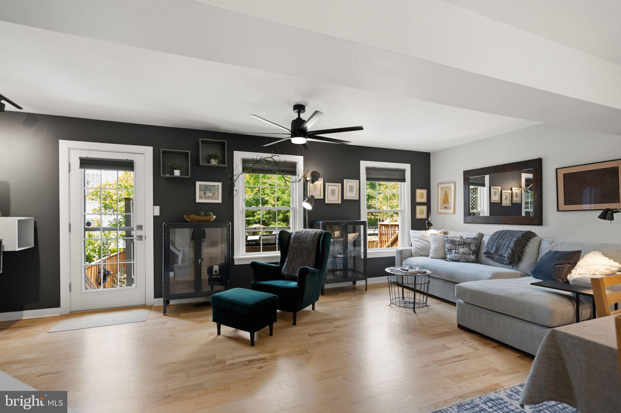 WELLINGTON/CLOVERHILL - Residential