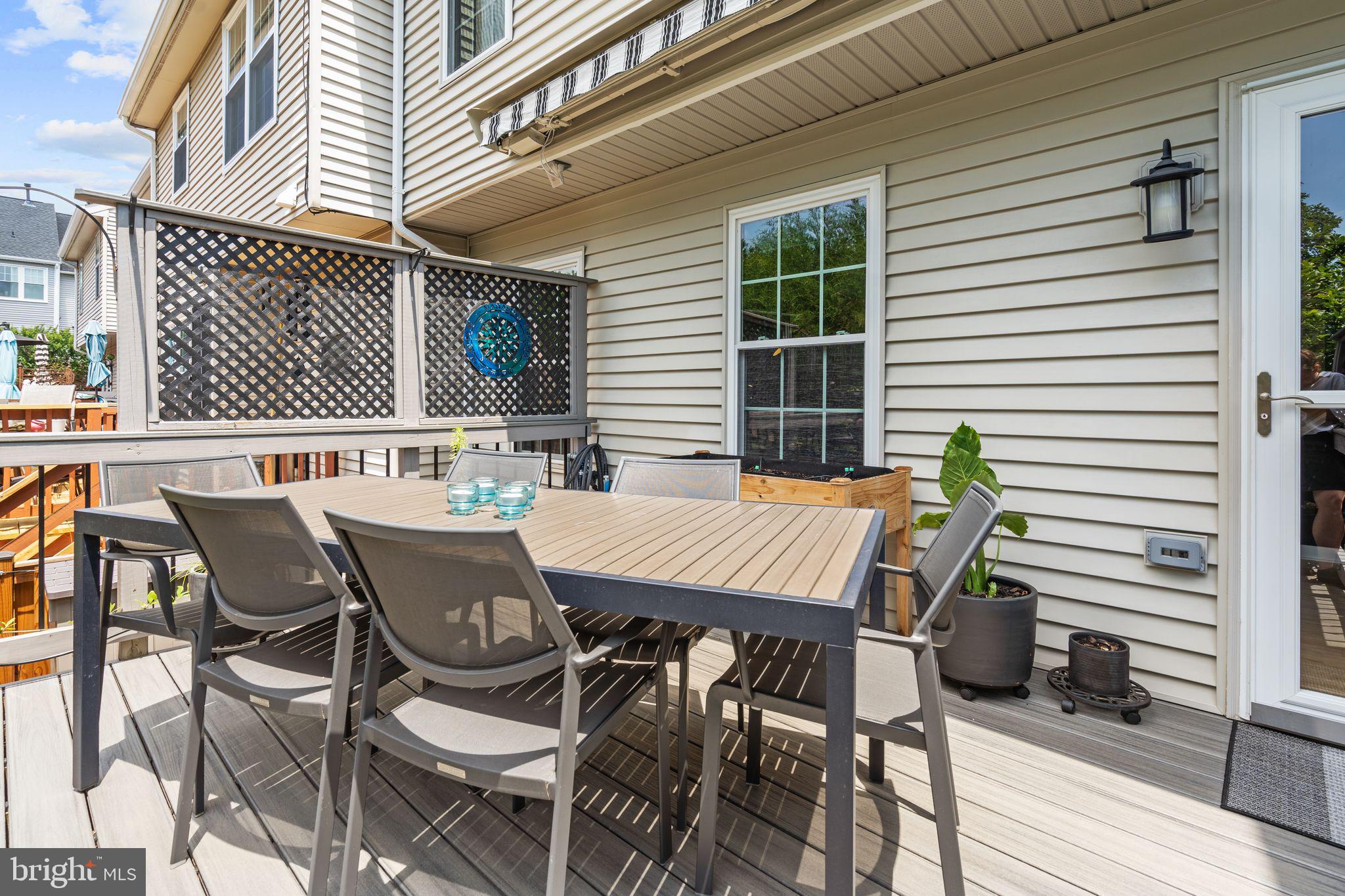 WELLINGTON/CLOVERHILL - Residential