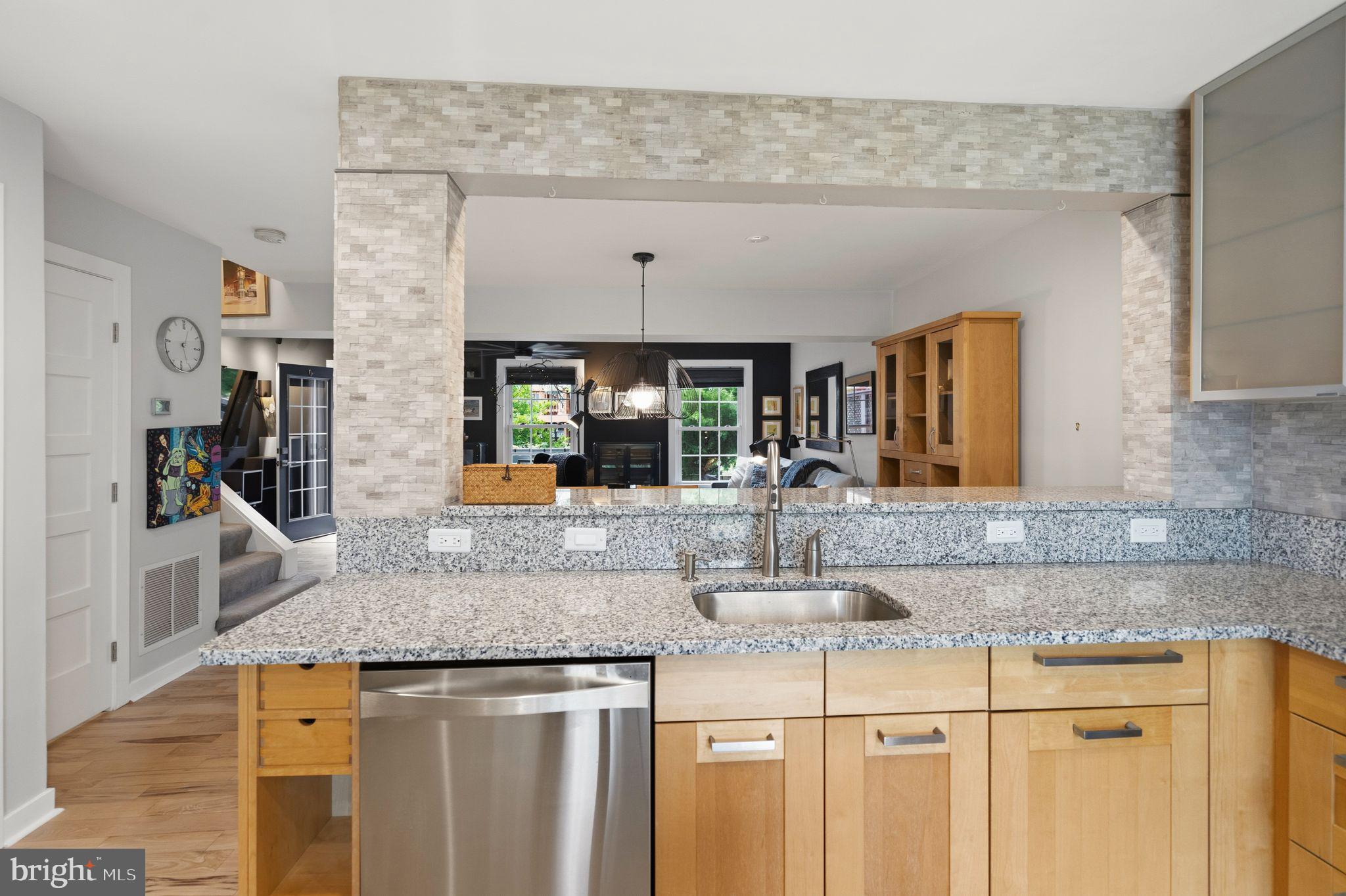 WELLINGTON/CLOVERHILL - Residential