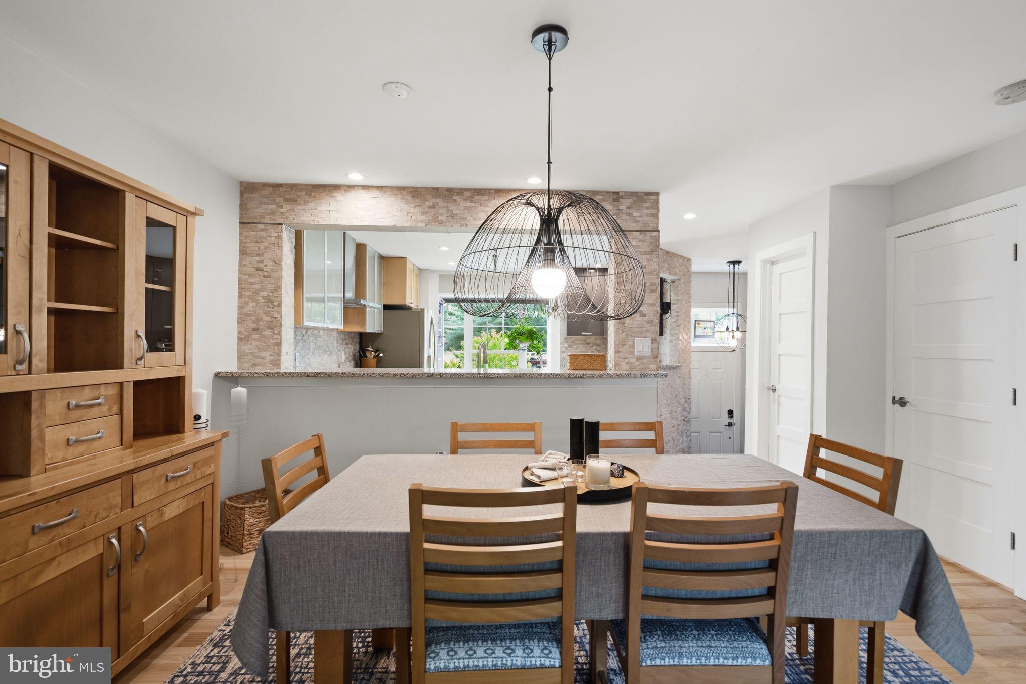 WELLINGTON/CLOVERHILL - Residential