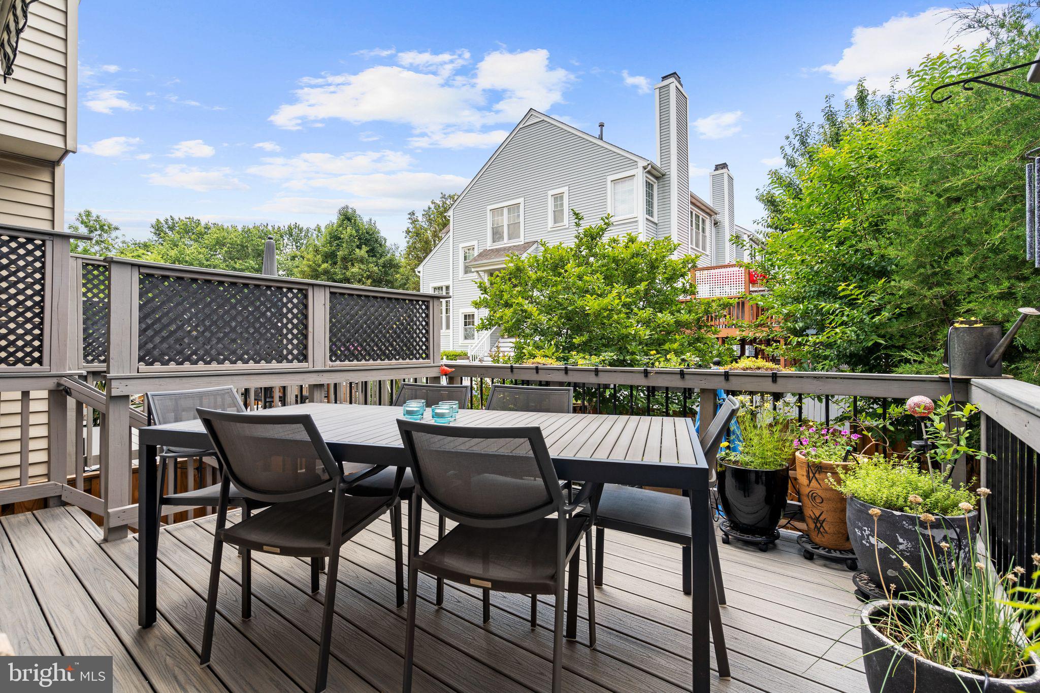 WELLINGTON/CLOVERHILL - Residential