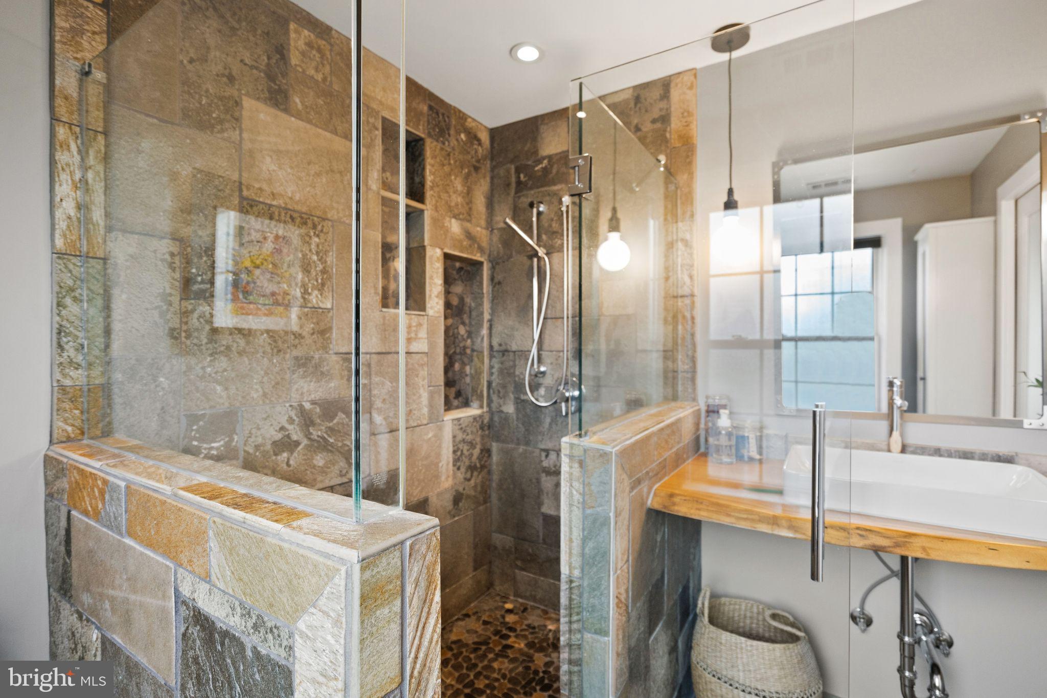 WELLINGTON/CLOVERHILL - Residential