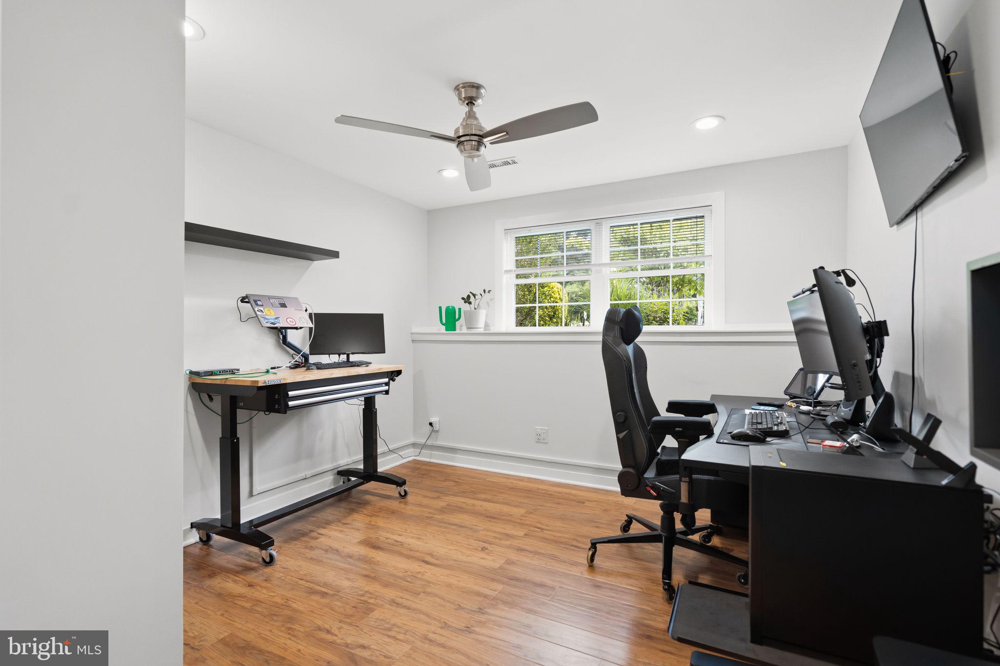 WELLINGTON/CLOVERHILL - Residential