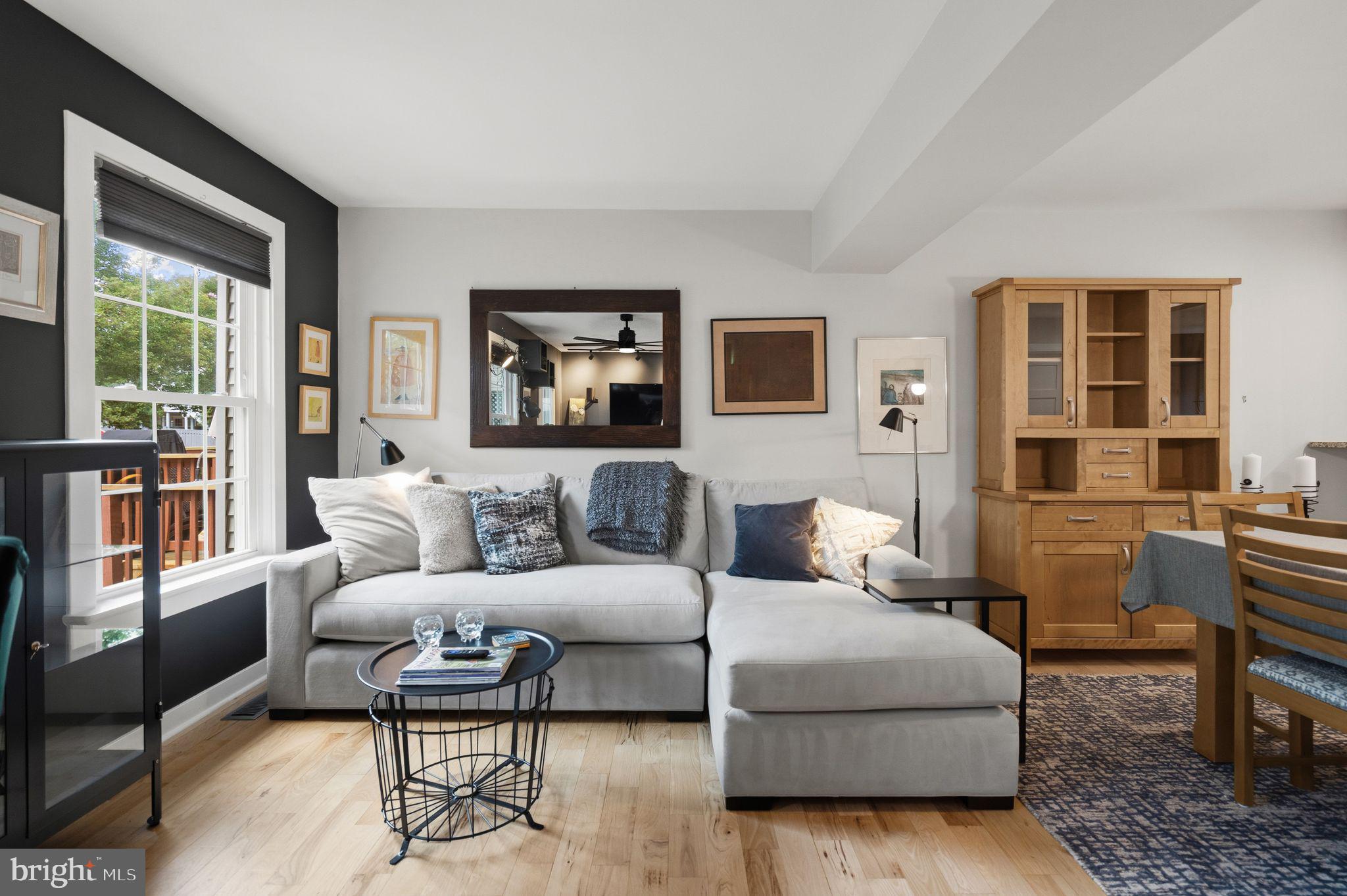 WELLINGTON/CLOVERHILL - Residential