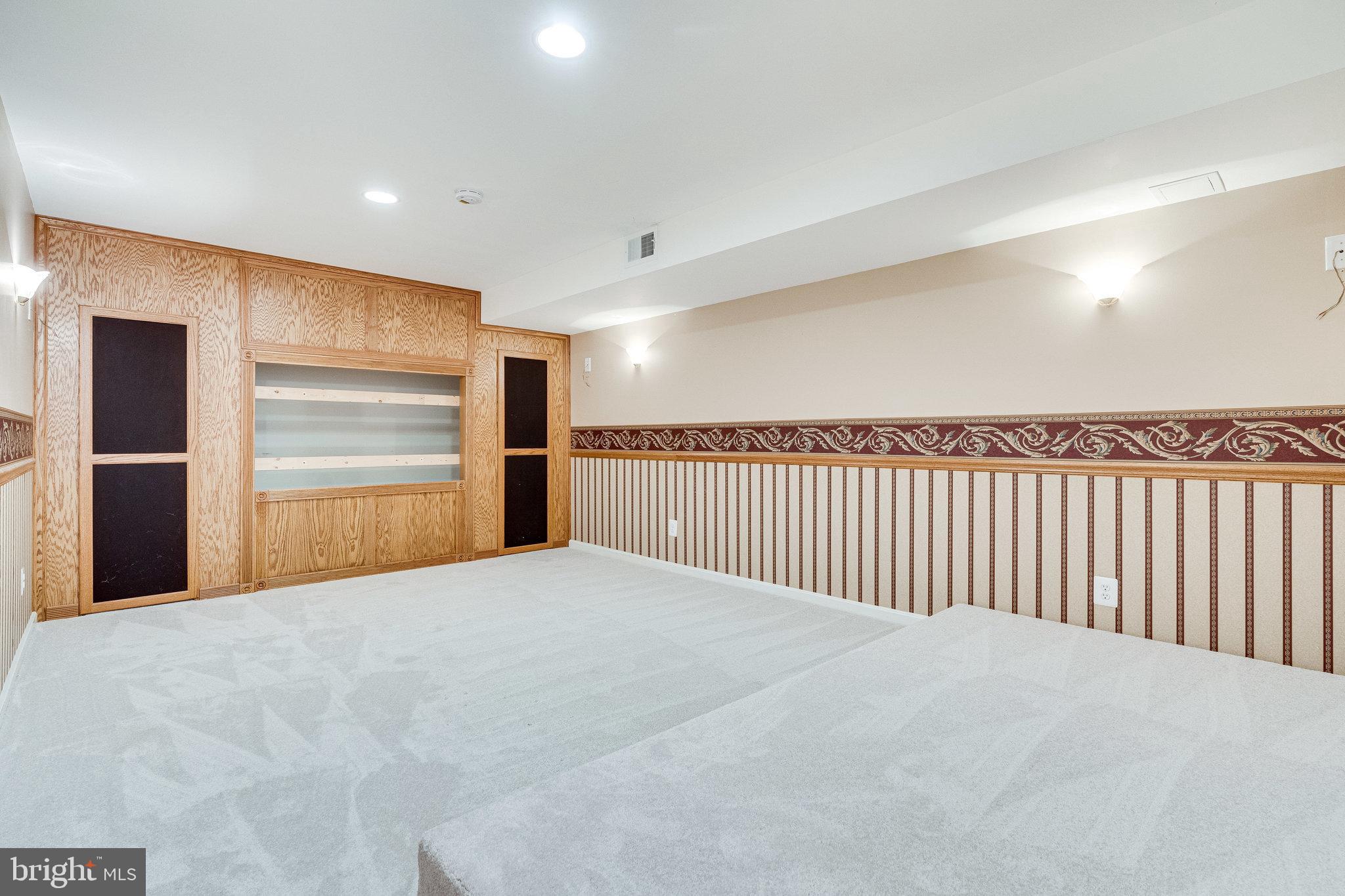 LITTLE ROCKY RUN - Residential