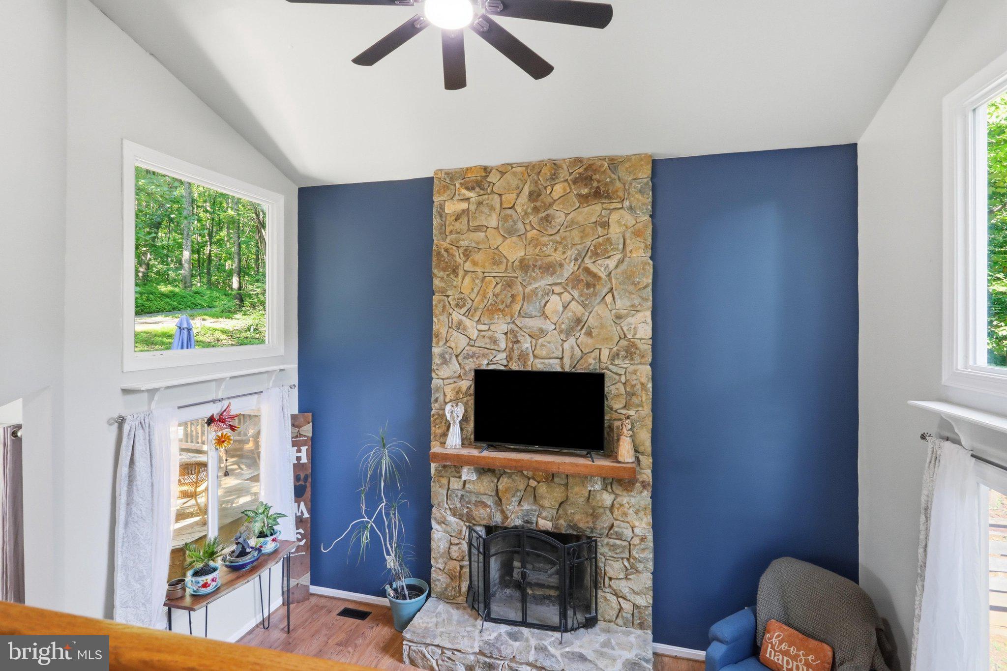 BLUE MOUNTAIN/SHEN. FARM - Residential