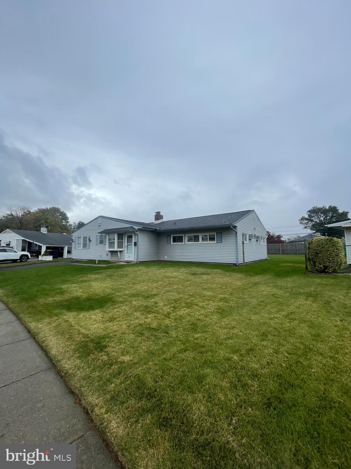 LAKESIDE - Residential