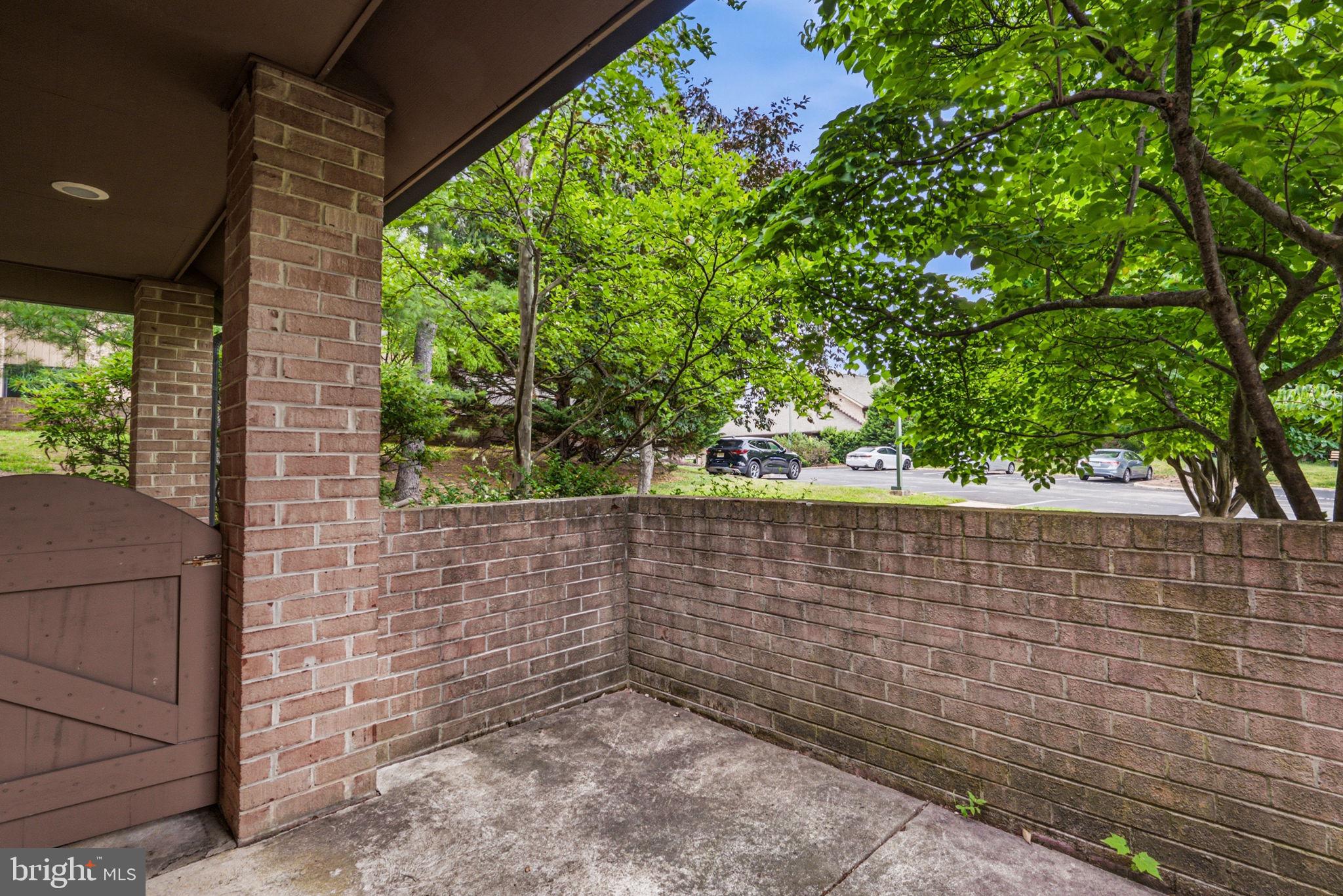 PAOLI WOODS - Residential