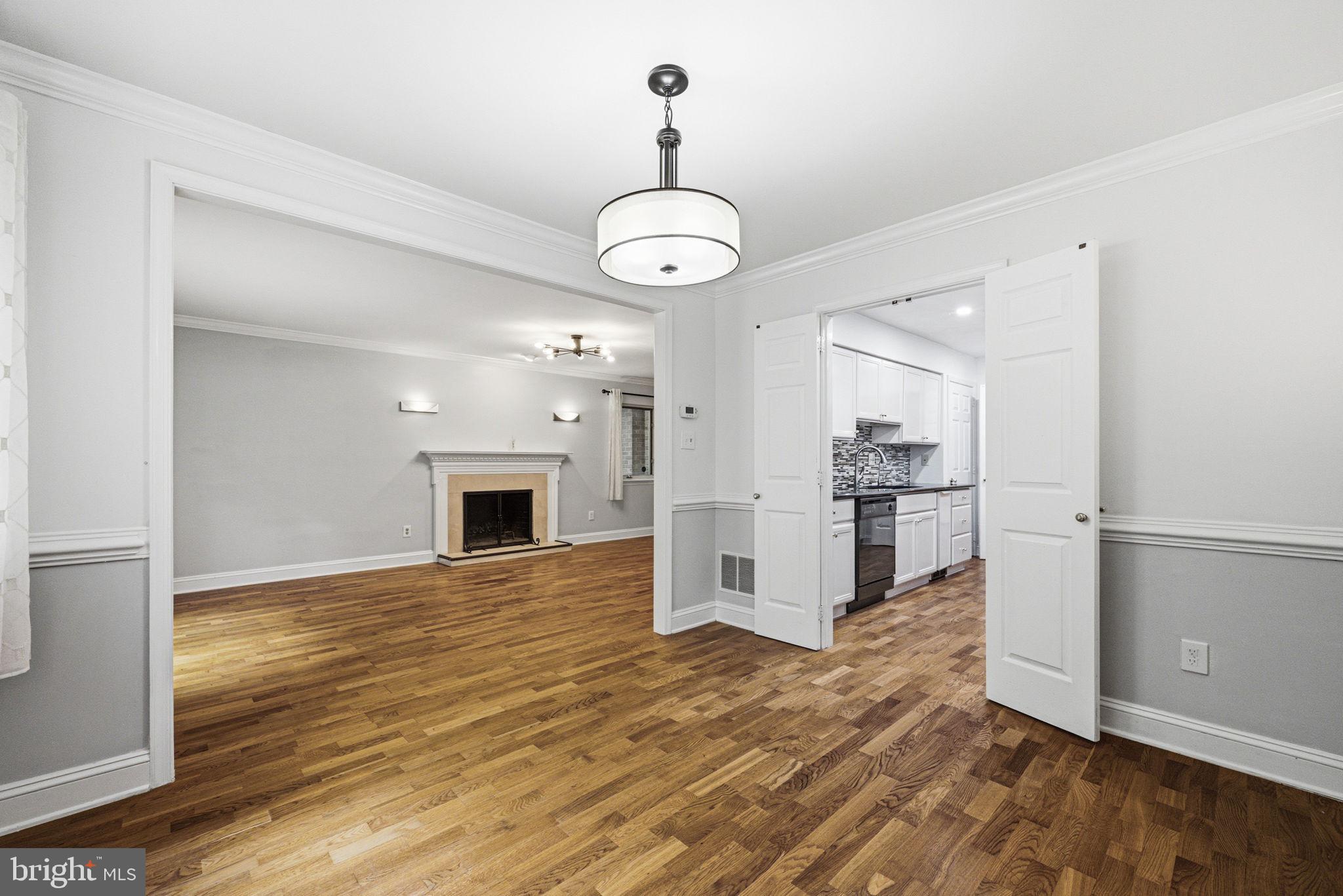 PAOLI WOODS - Residential