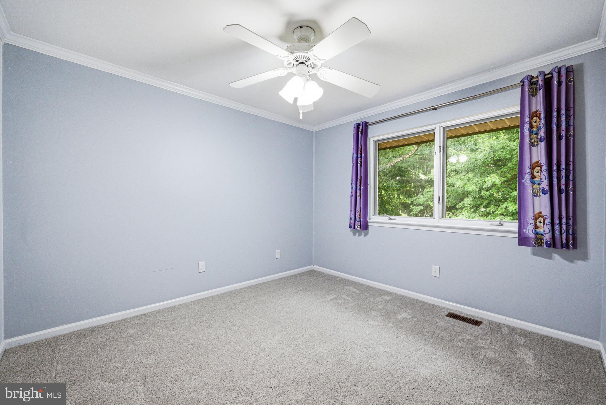 PAOLI WOODS - Residential